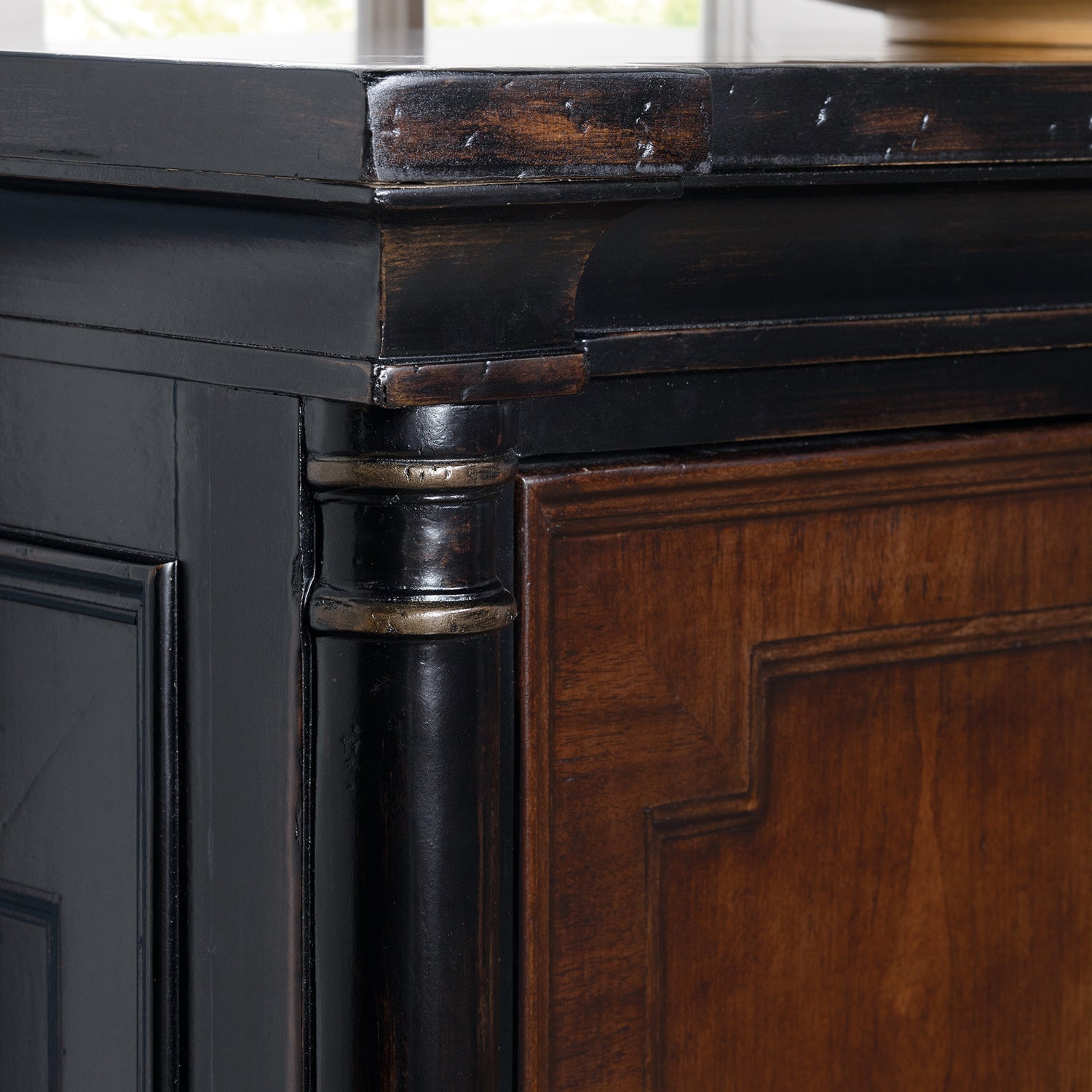 Hooker Furniture Charleston Entertainment Console