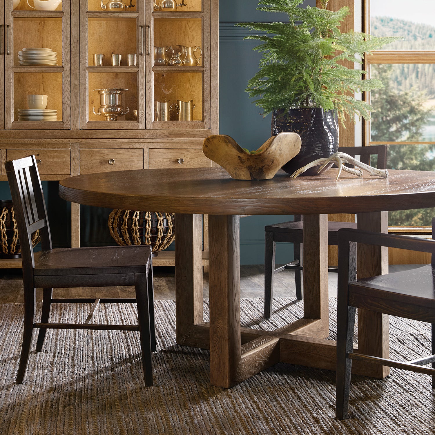 Hooker Furniture Driftwood 72in Round Dining Table