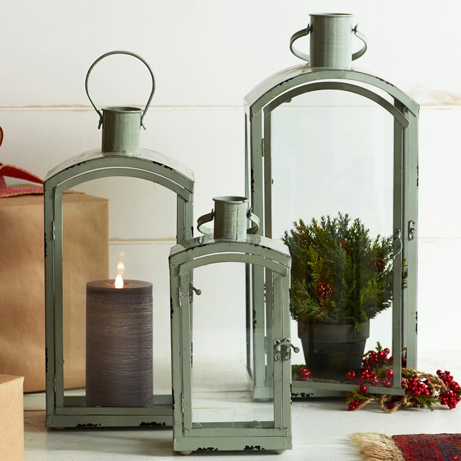 Distressed Metal Lantern Set of 3