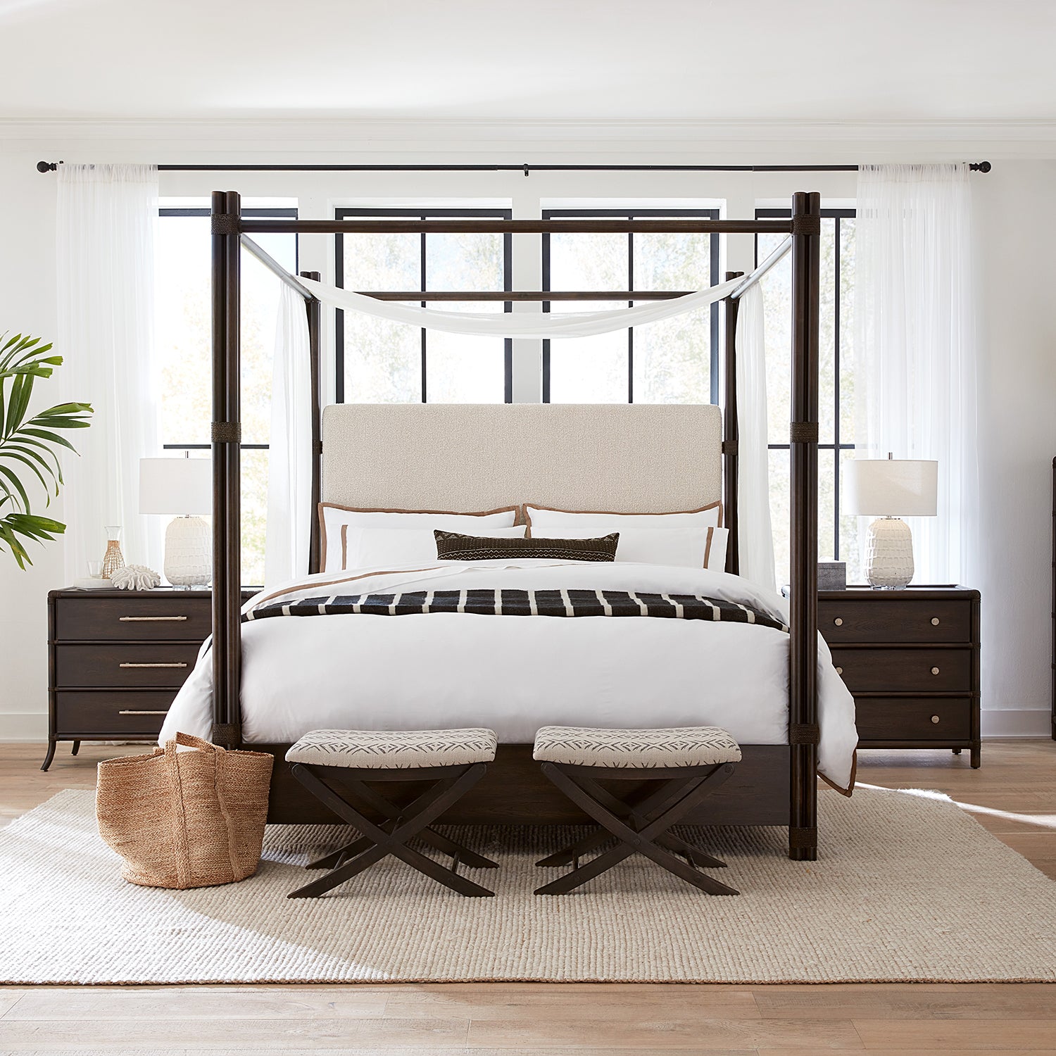 Hooker Furniture Retreat Pole Rattan Upholstered Poster Bed w/ Canopy