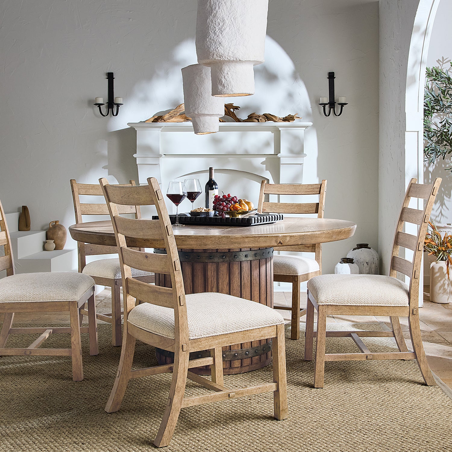 Hooker Furniture Vineyard Row Round Dining Table
