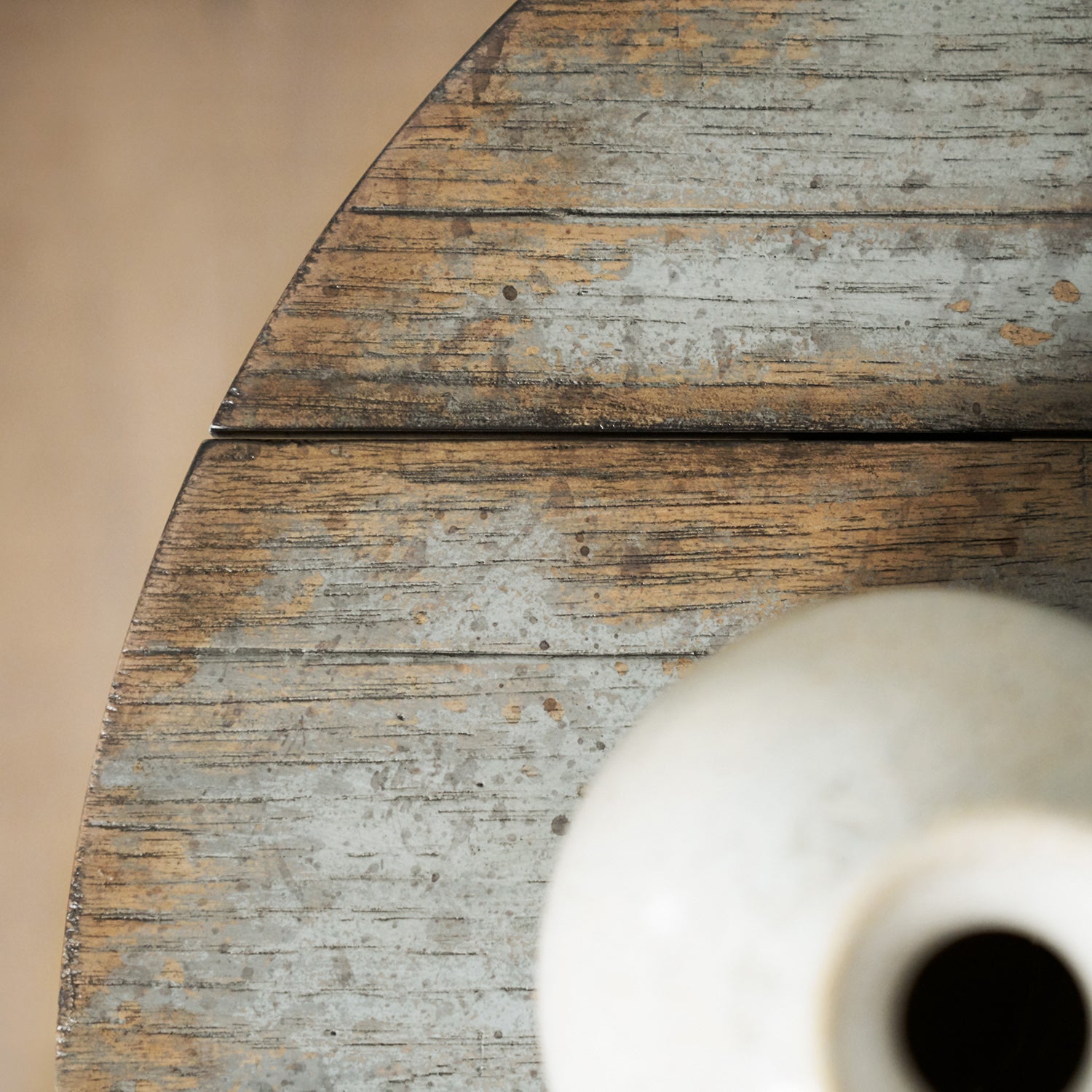 Hooker Furniture La Grange Prause Gate Leg Round Table