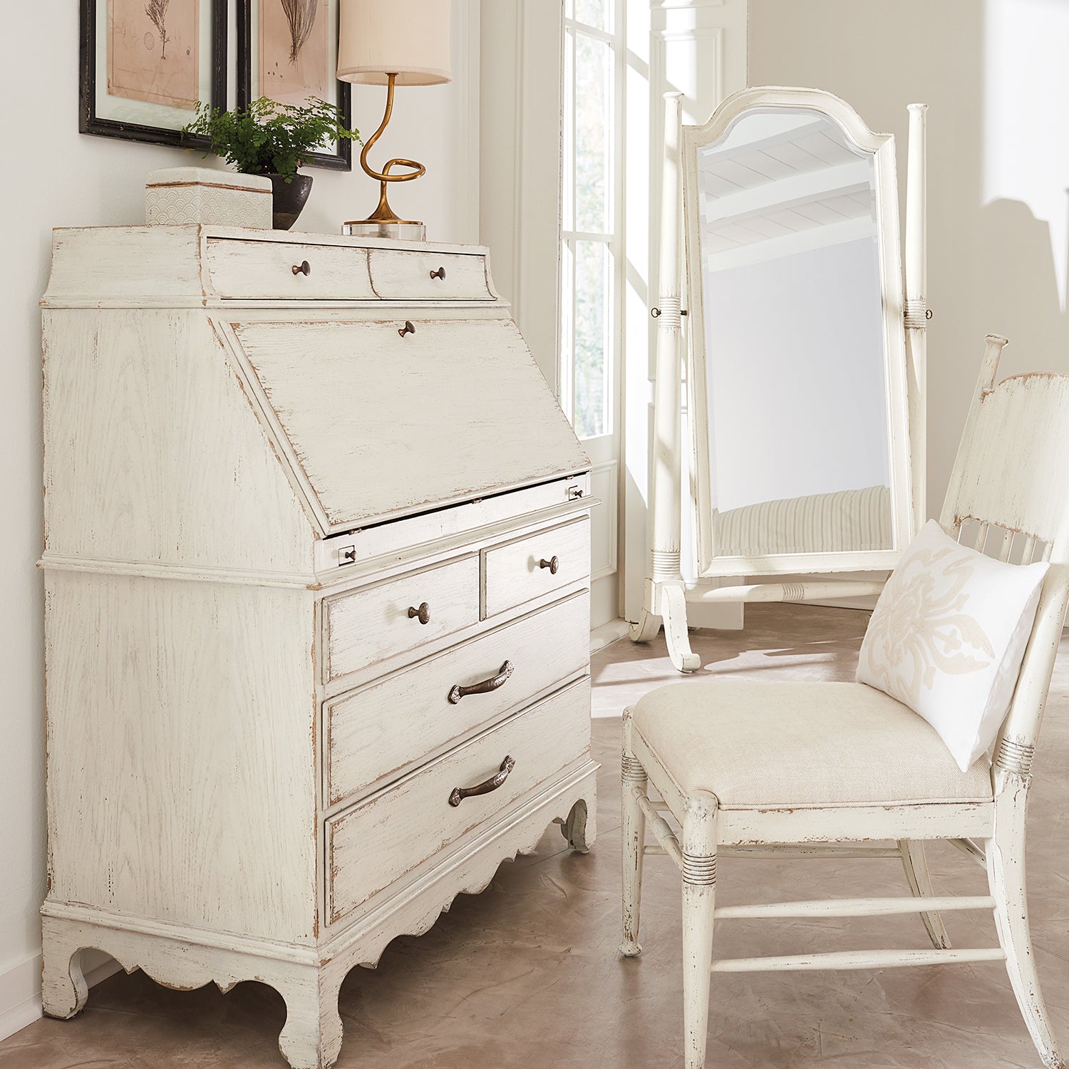 Hooker Furniture Americana Floor Mirror