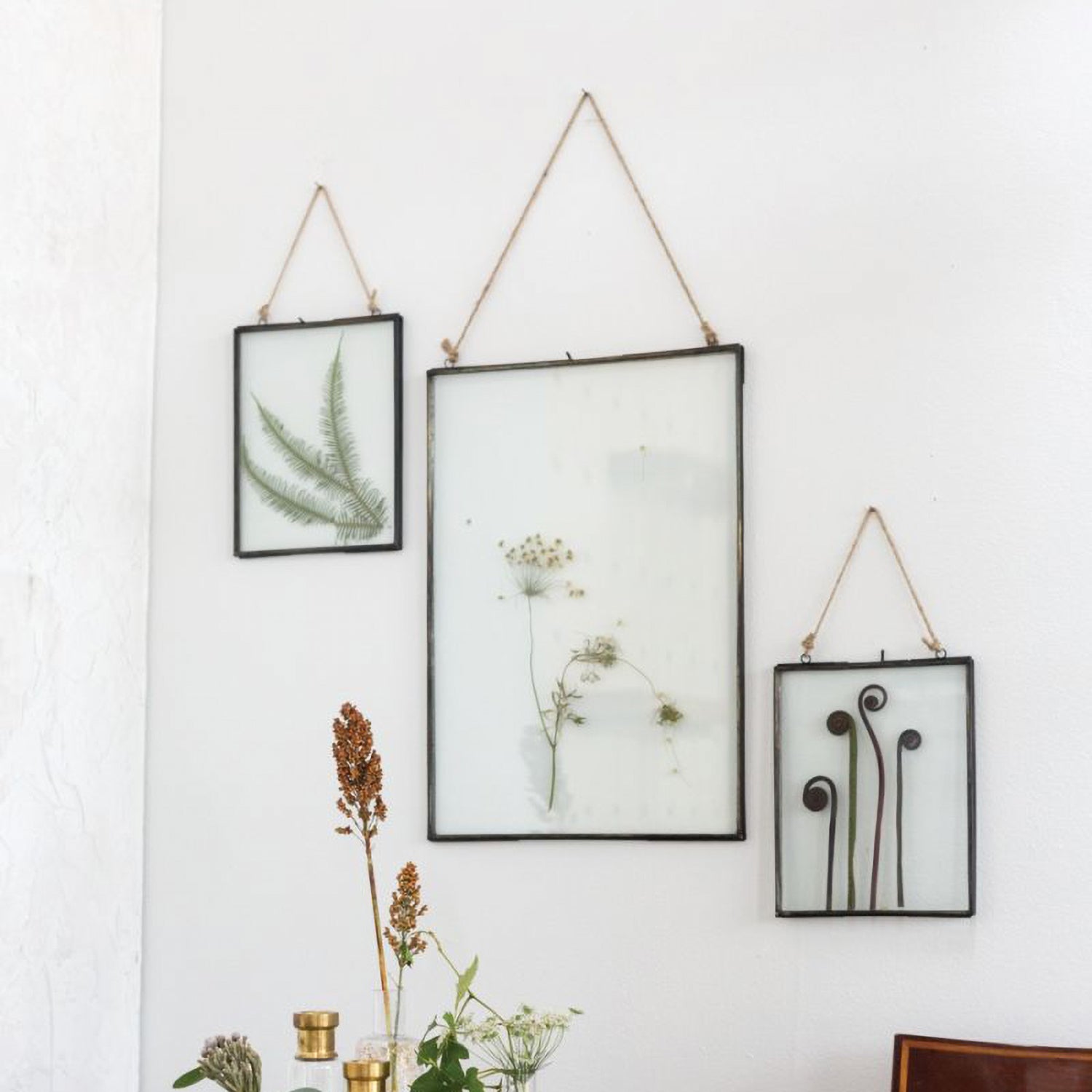 Hanging Metal Frame