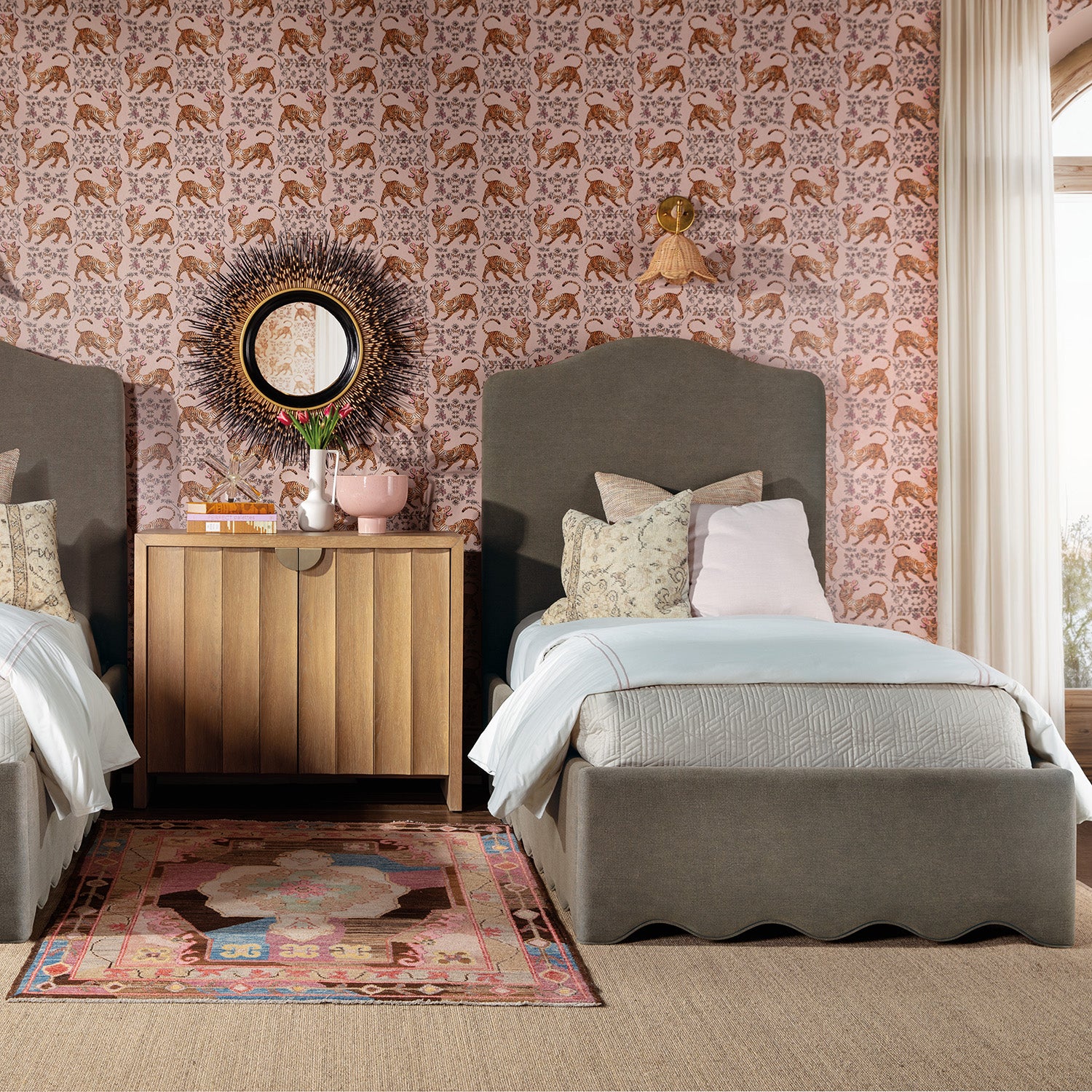 Hooker Furniture Commerce and Market Liv Broadway Coffee Twin Upholstered Bed