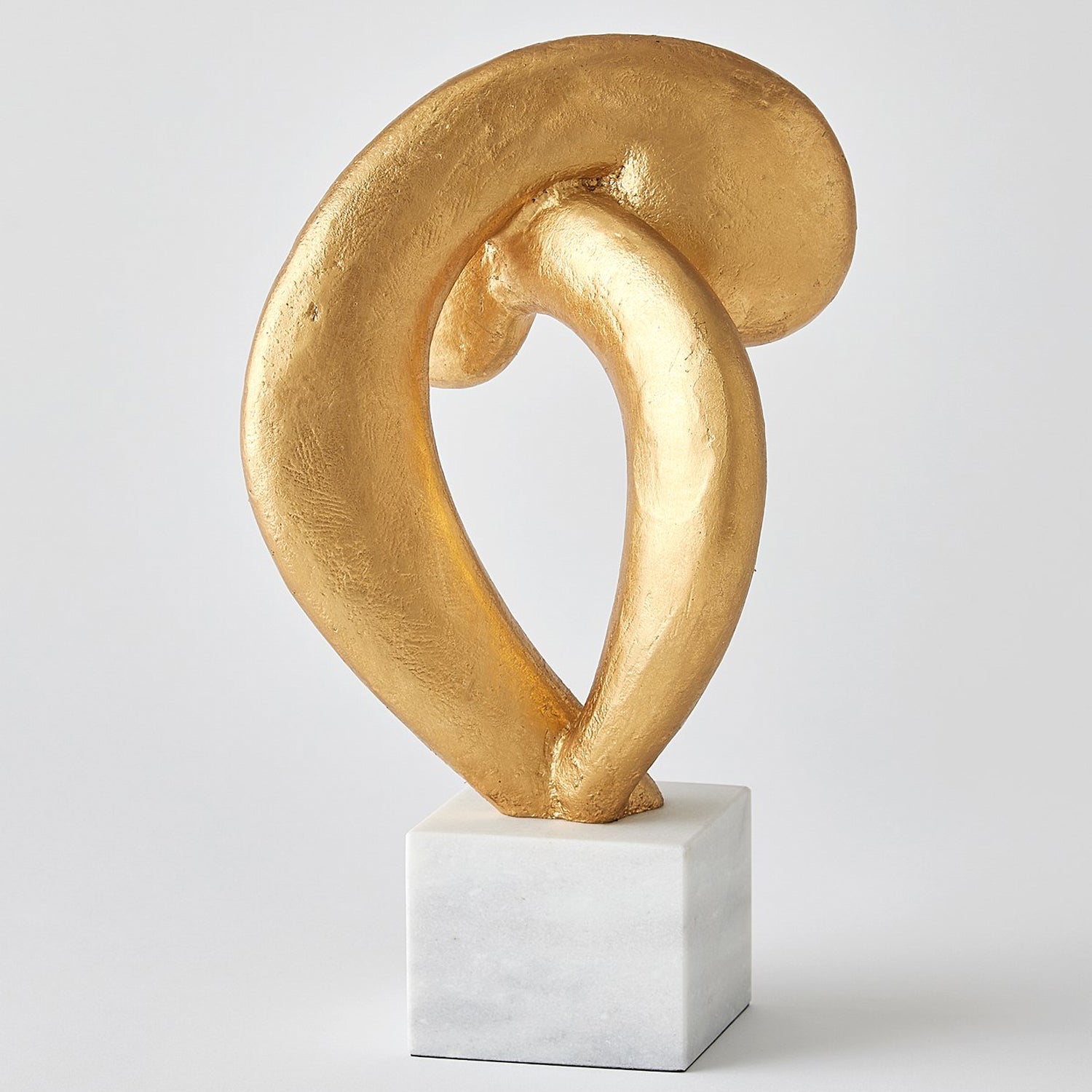 Global Views Align Sculpture