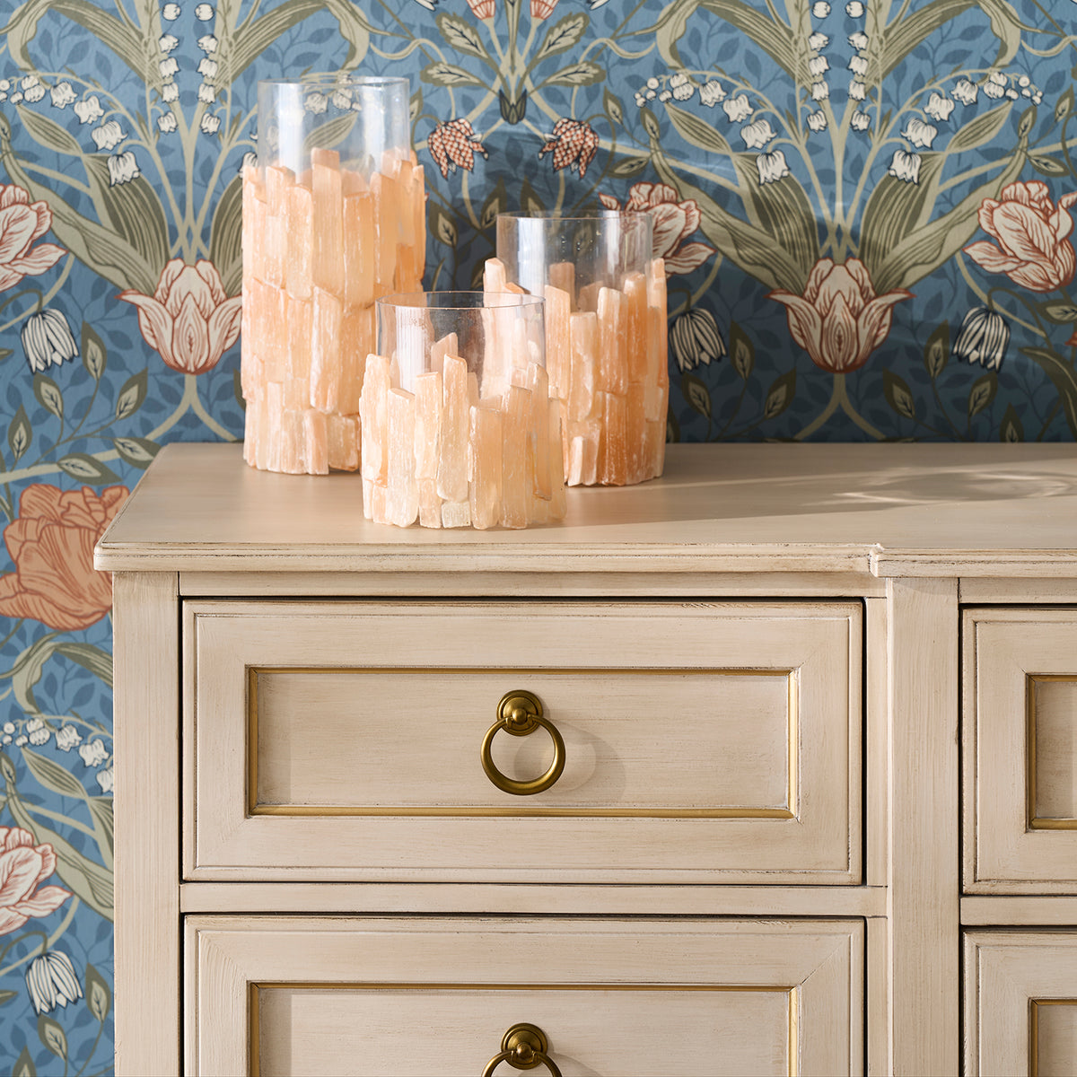 Fairfield Chair Matteo Palazzo Champagne Mist Nine Drawer Dresser