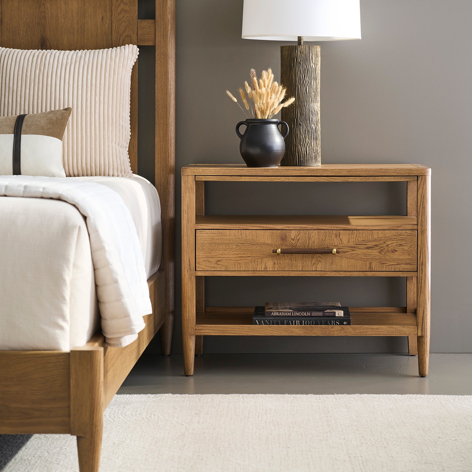 Maxwell Sunlit Oak Nightstand Set of 2 finish detail