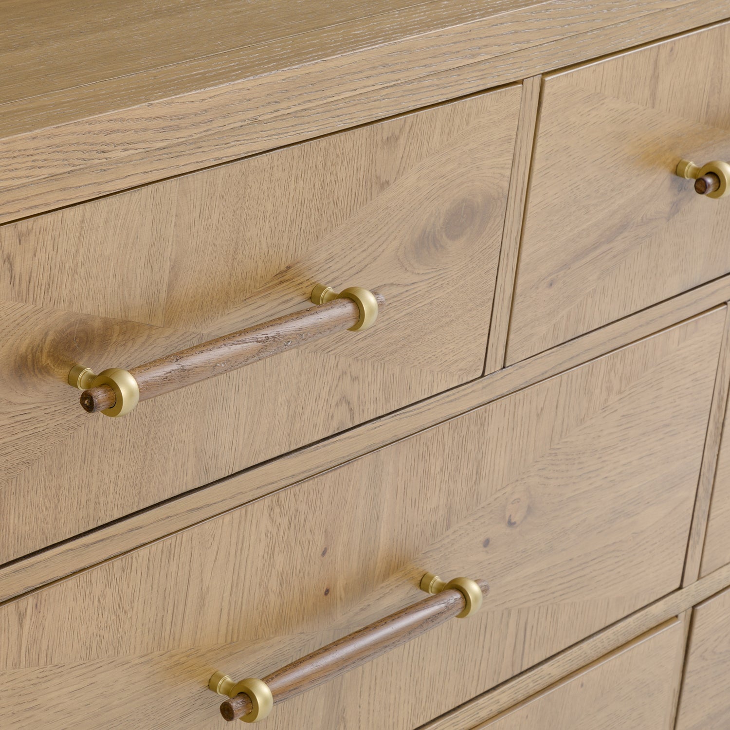 Maxwell Sunlit Oak Dresser product highlight