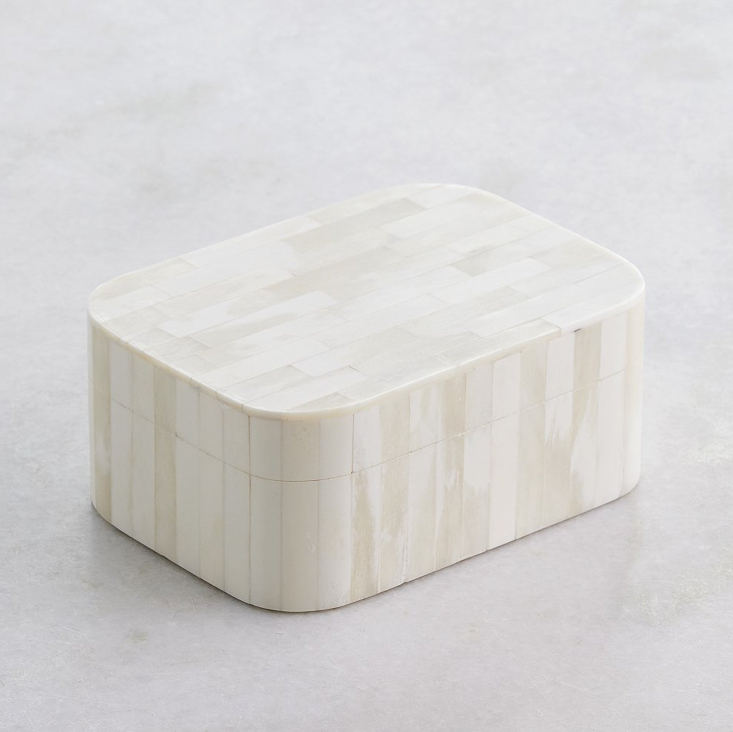 Global Views Super Ellipse Box