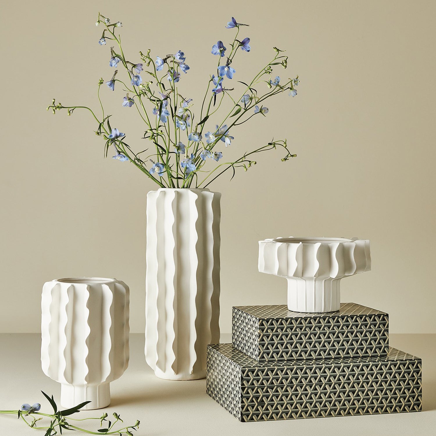 Global Views Interwoven Box