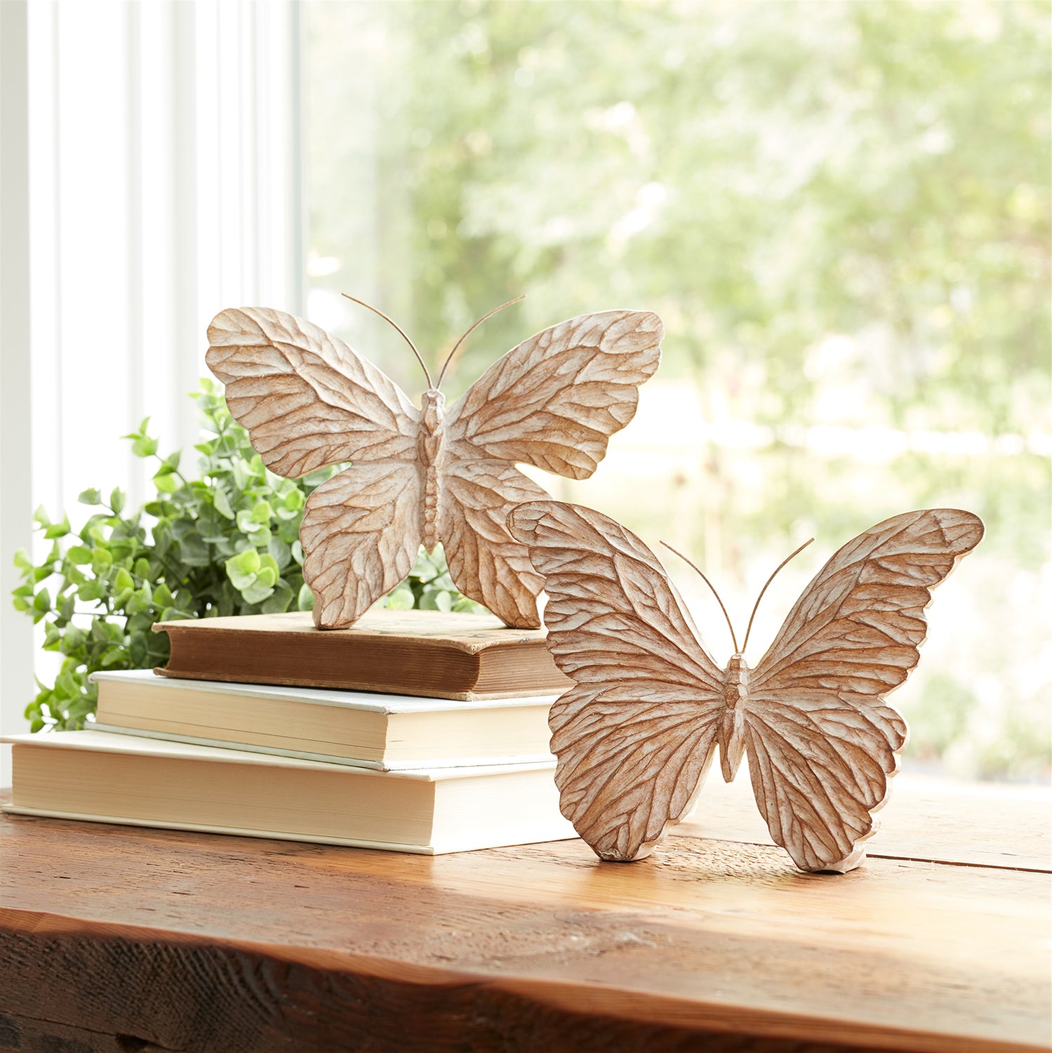 Carved Butterfly Shelf Sitter Set of 4