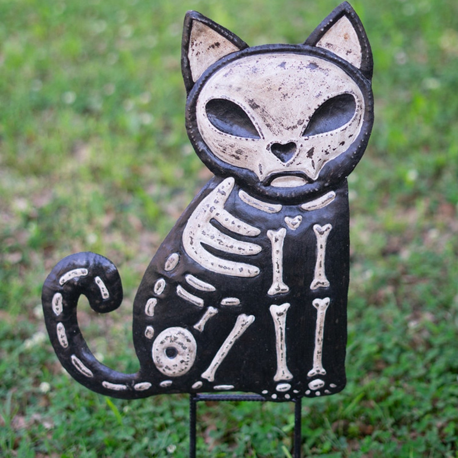 Cat and Dog Skeleton Yard Pick Set of 2