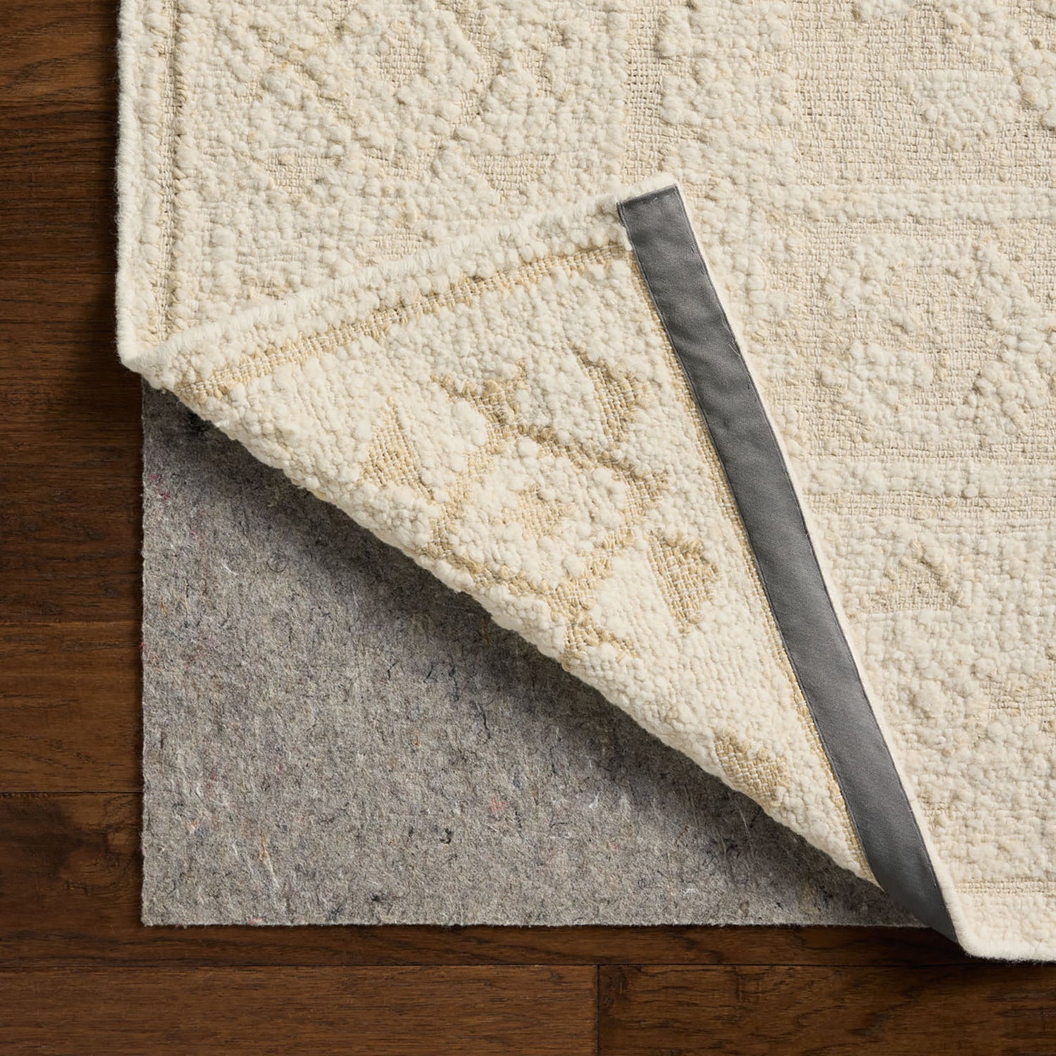 Loloi II Alara Ivory/Natural Hand Woven Rug