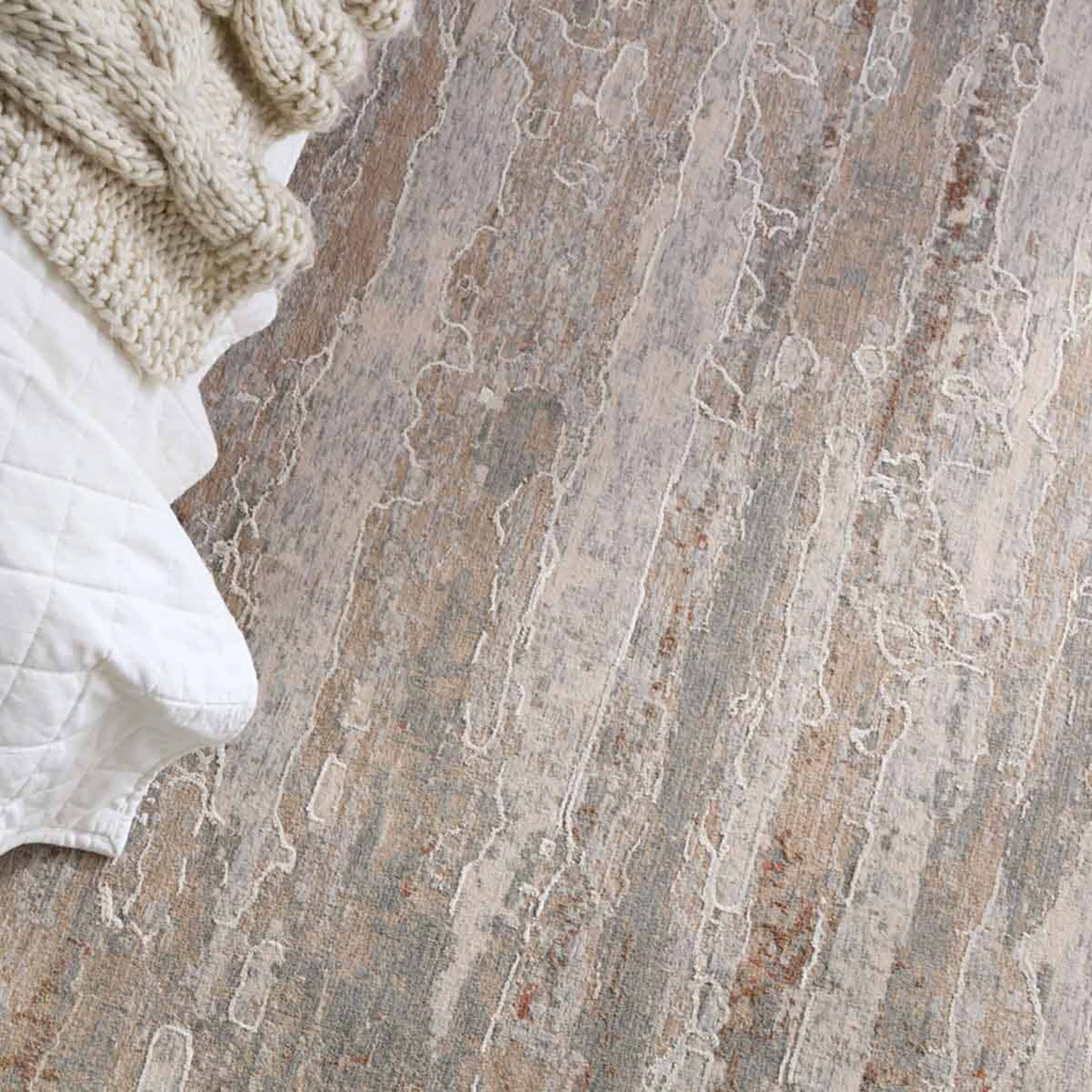 Jaipur Living Aries Taroko Loa Power Loomed Rug