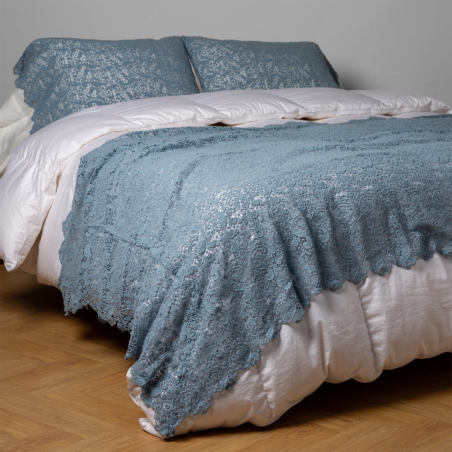 Bella Notte Allora Bed Scarf