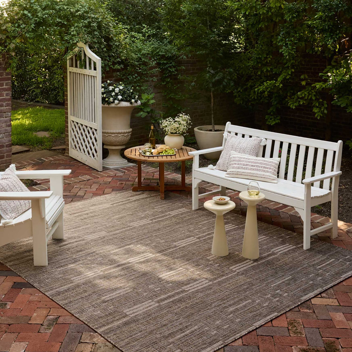 Loloi Birch Dome Indoor/Outdoor Rug