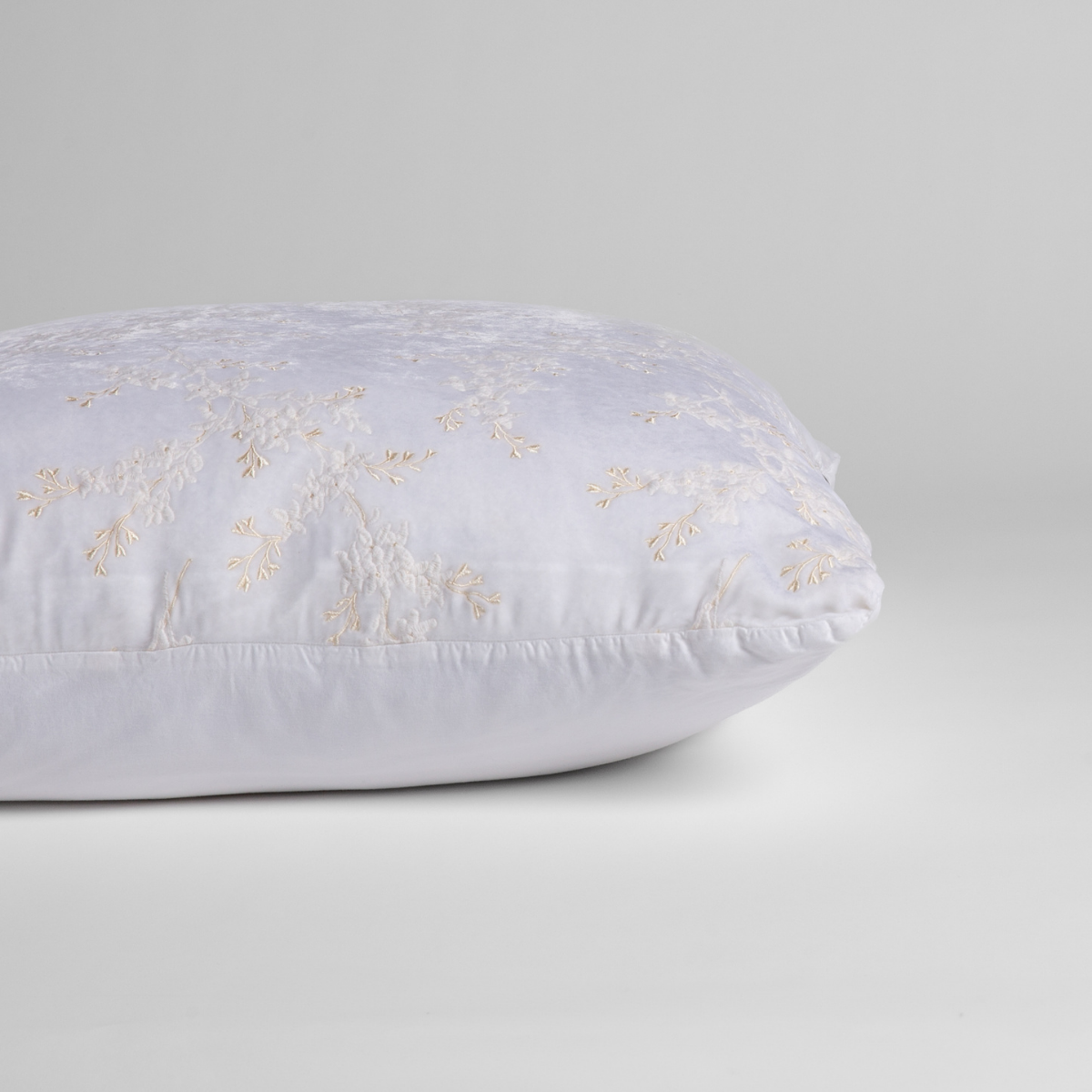 Bella Notte Lynette Luxe Pillow Sham