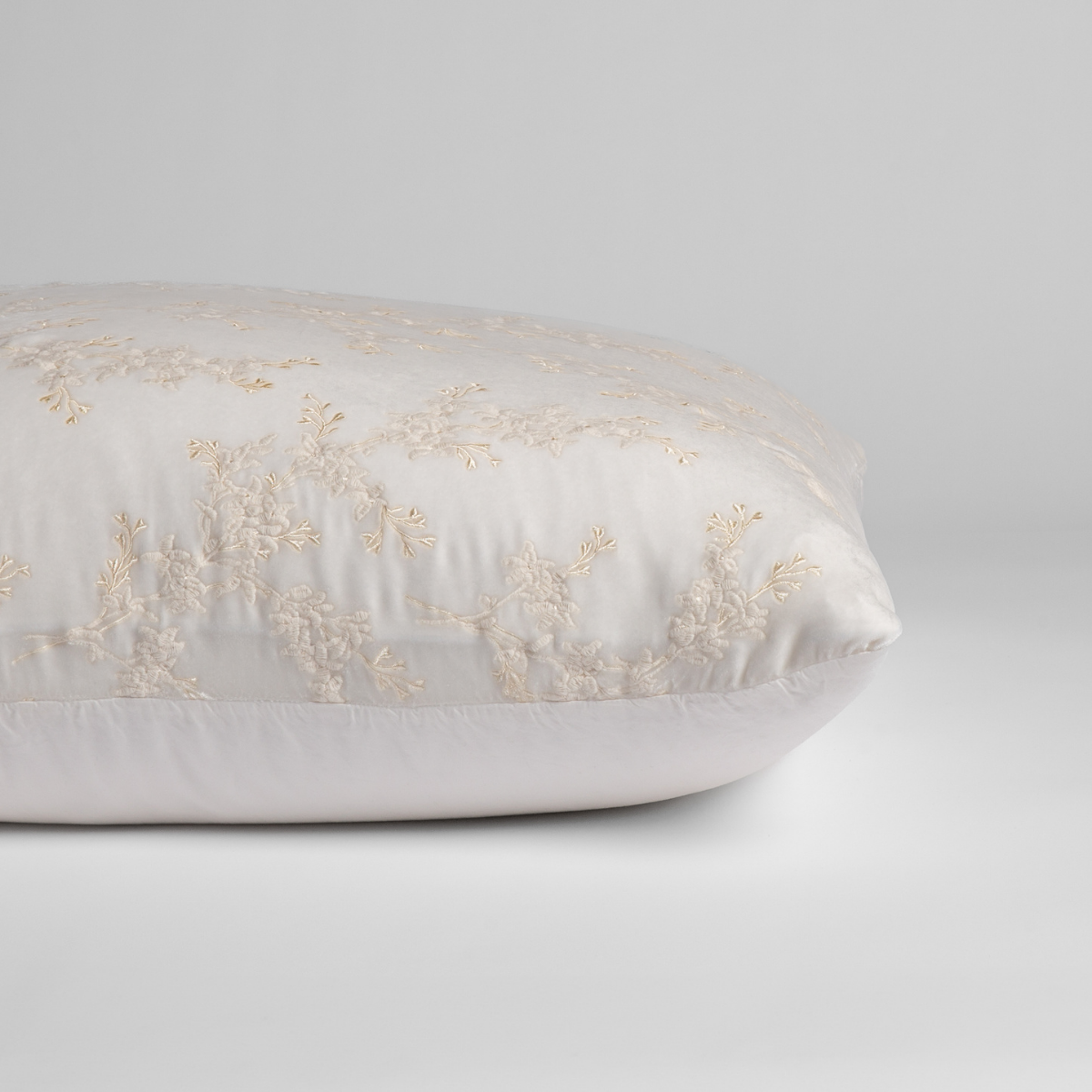 Bella Notte Lynette Luxe Pillow Sham