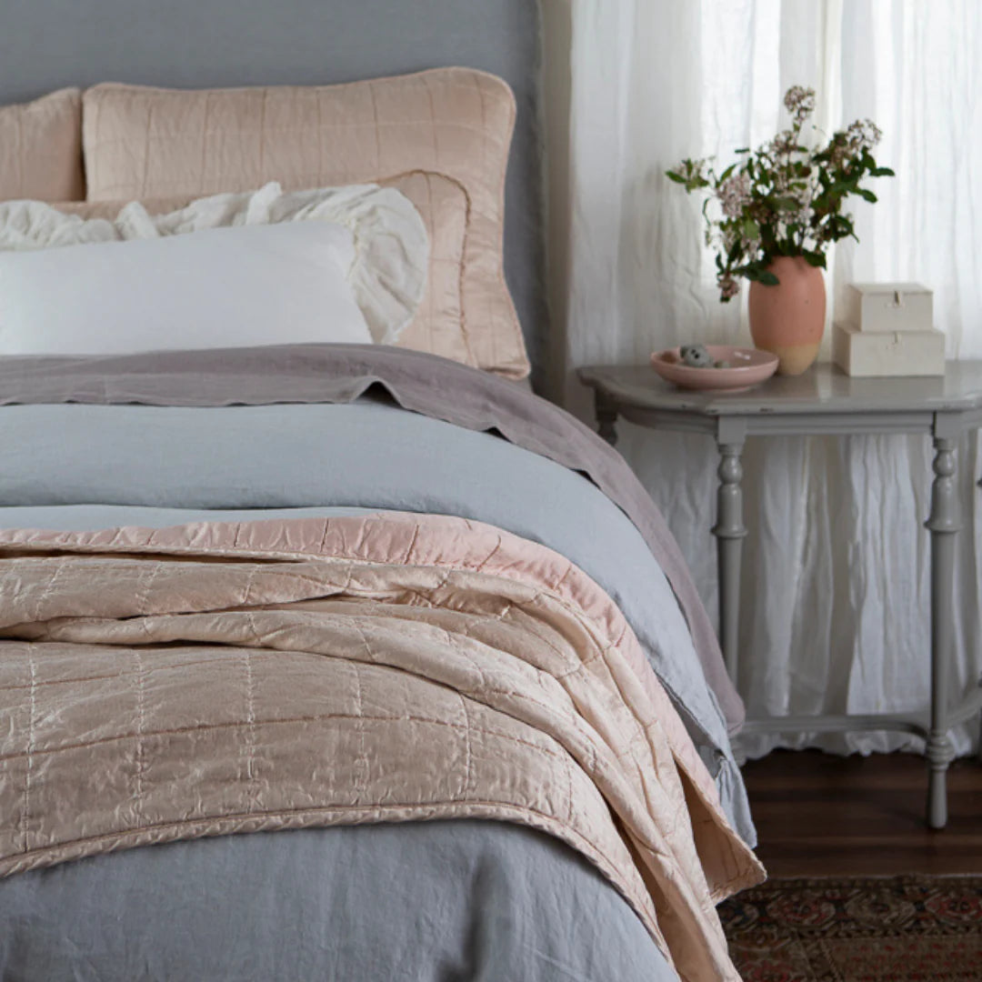 Bella Notte Sel Throw Blanket