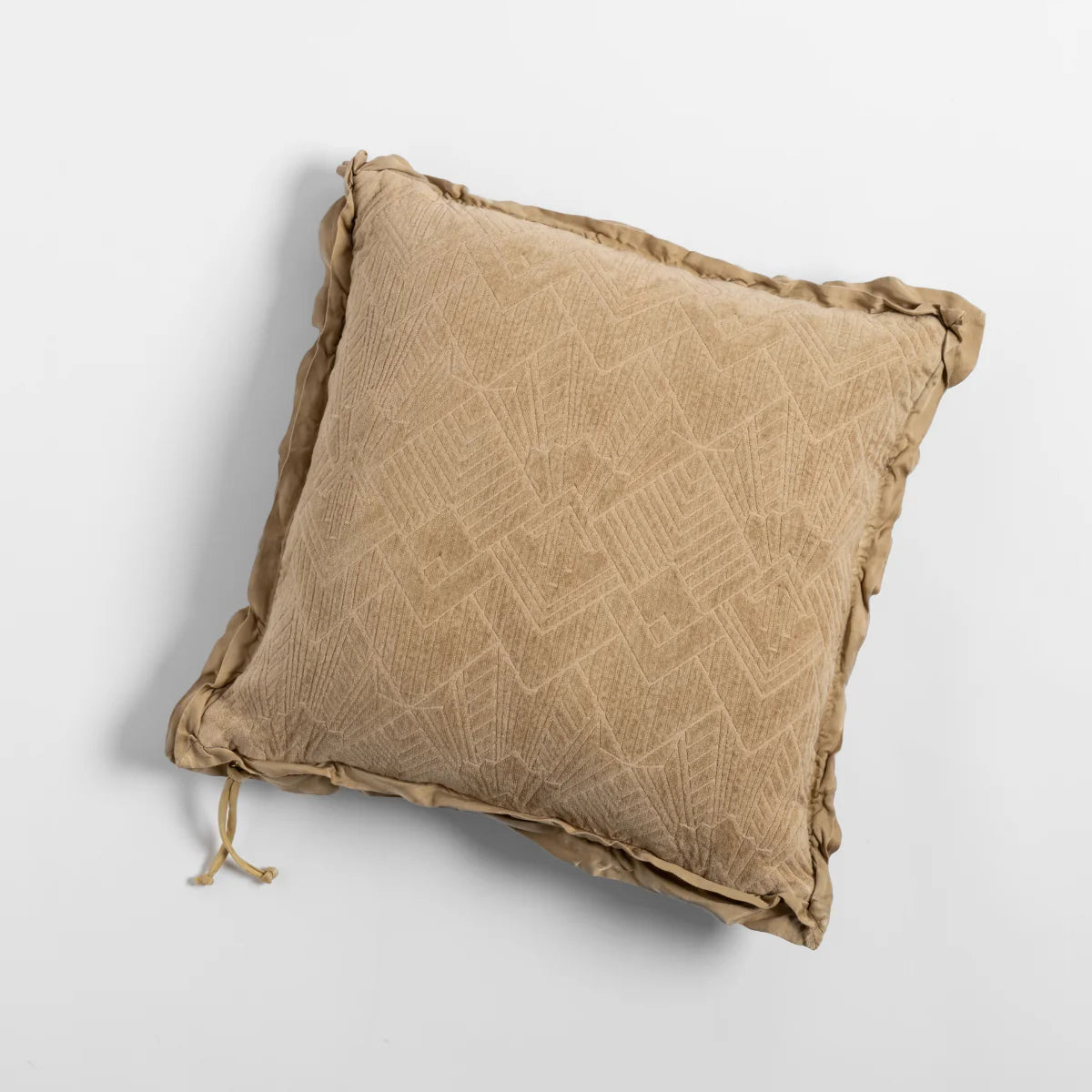 Bella Notte Trettino Throw Pillow