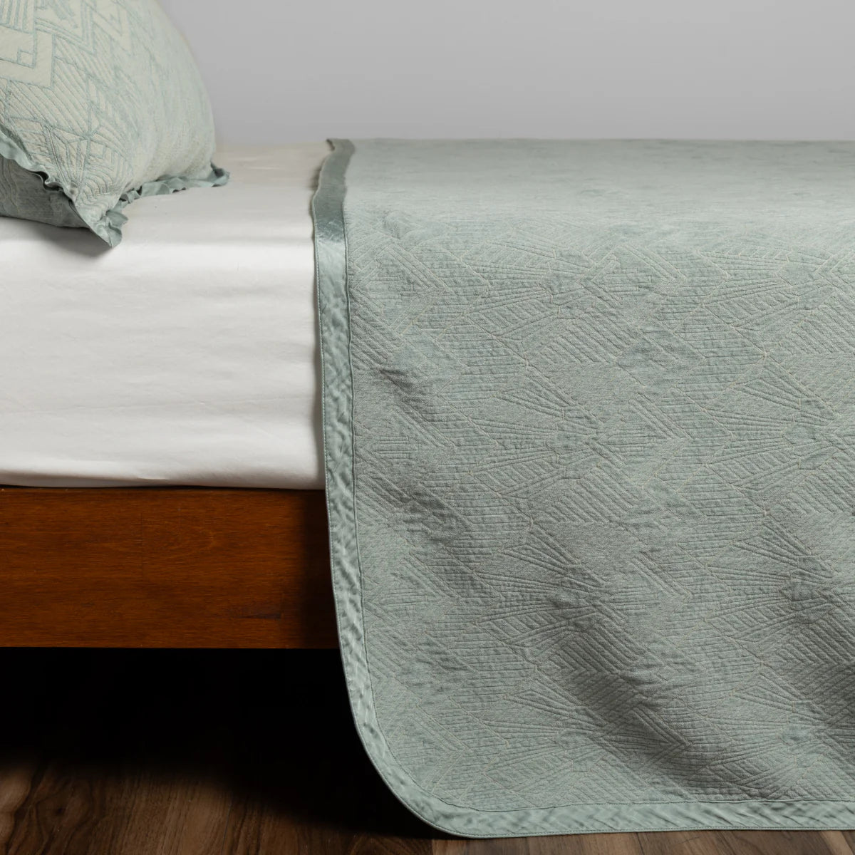 Bella Notte Trettino Bedspread