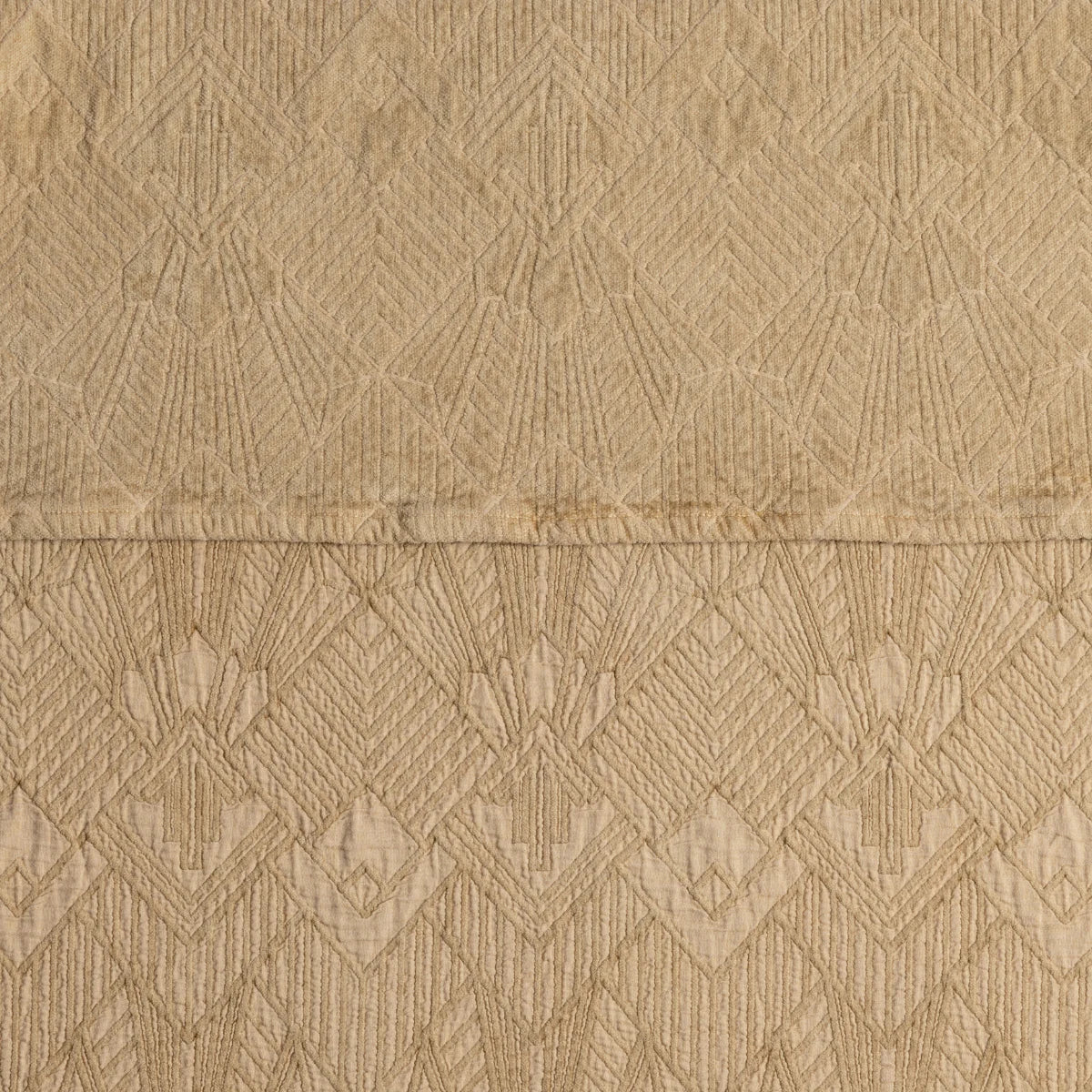 Bella Notte Trettino Throw Pillow