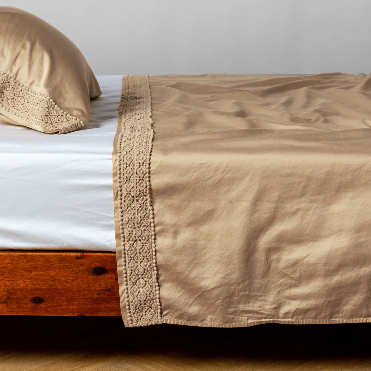 Bella Notte Bria Novola Lace Flat Sheet
