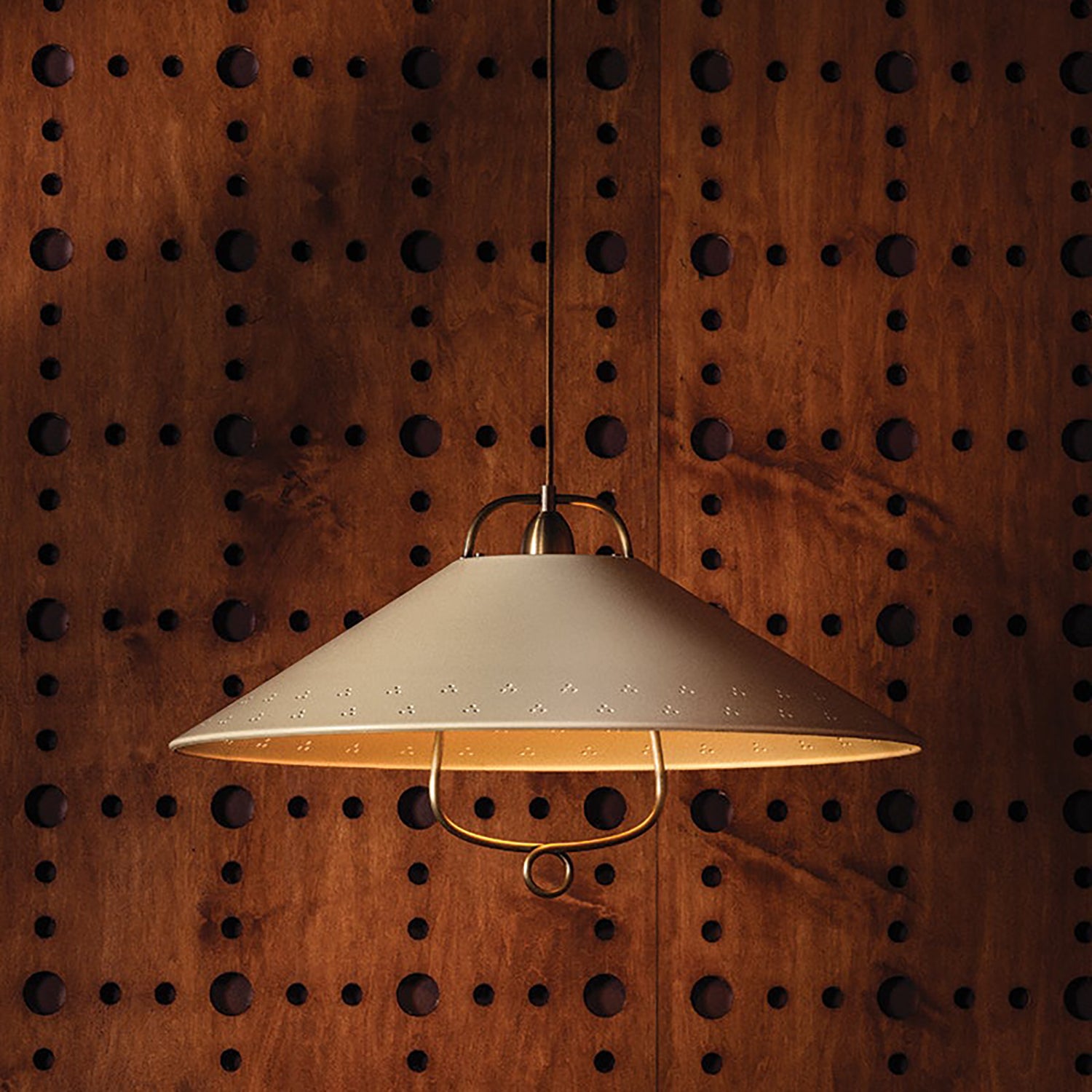 Cortney Bishop x Hudson Valley Lighting Pawley Pendant