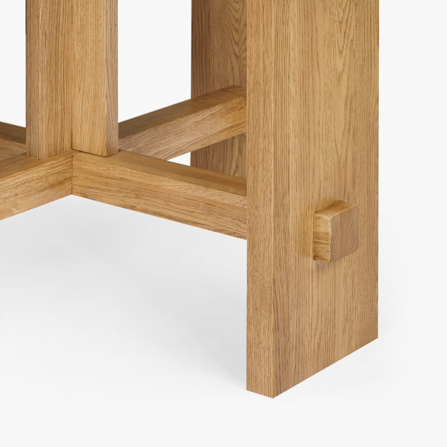 Co. House Designs Saguaro Round Oak Honey Dining Table