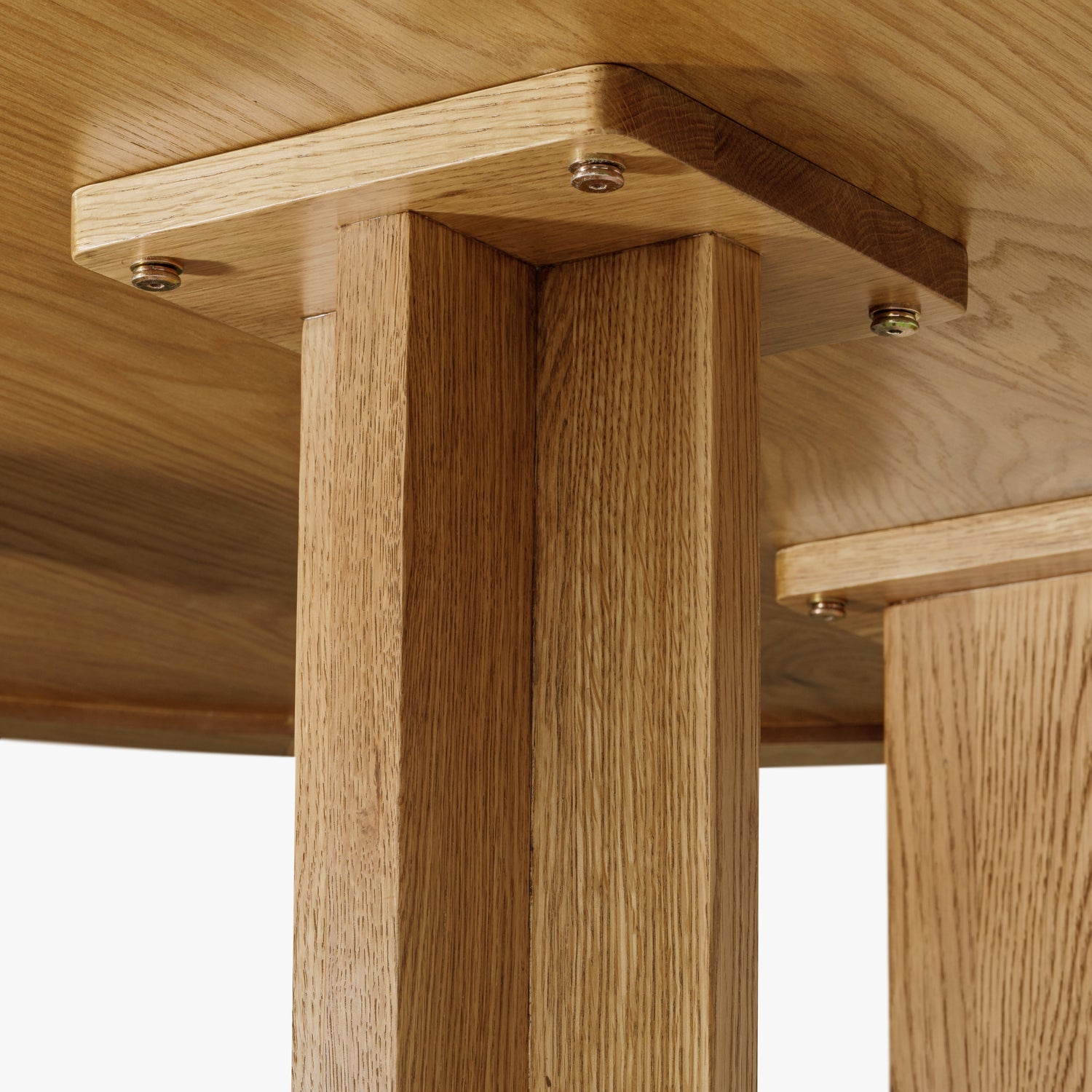 Co. House Designs Saguaro Round Oak Honey Dining Table
