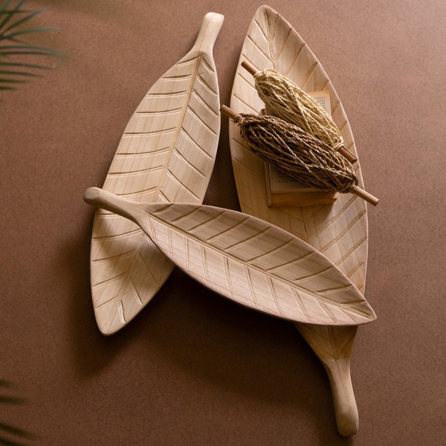 Wooden Leaf Tray Set of 3