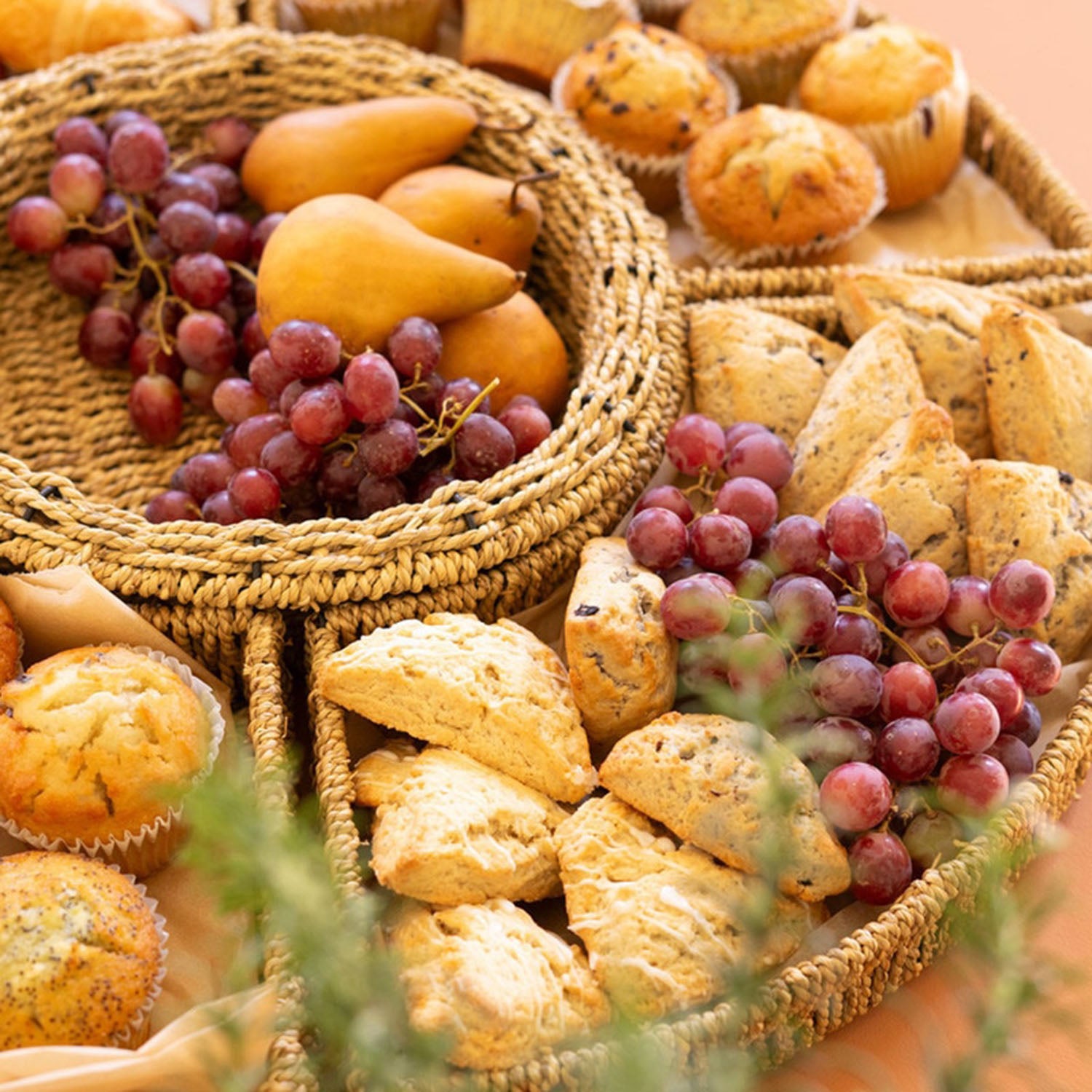 Woven Vine Five Piece Round Serving Set