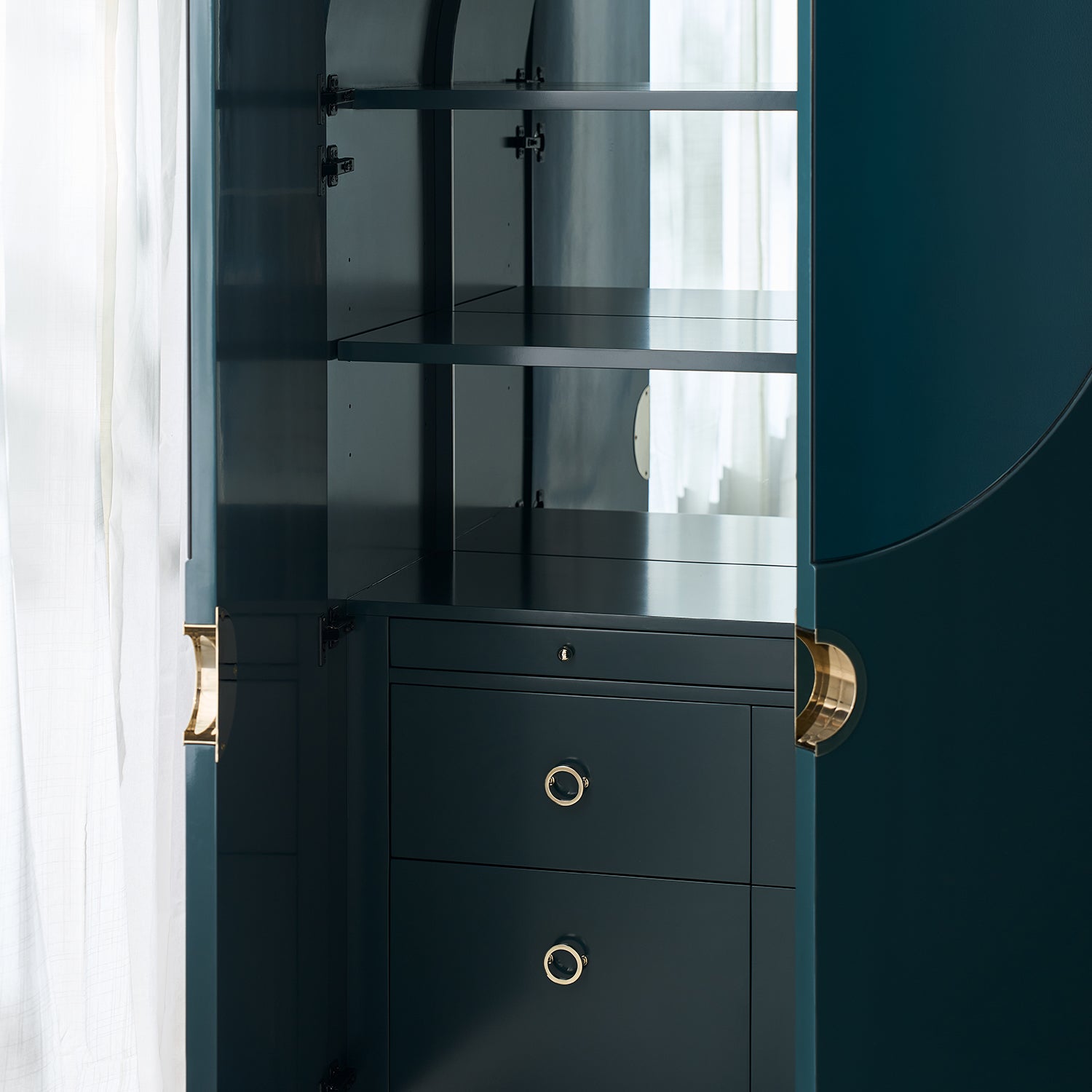 Caracole Gelee Apatite Armoire