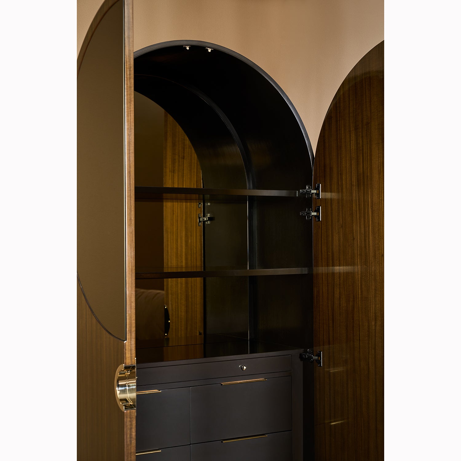 Caracole Gelee Caramello Armoire