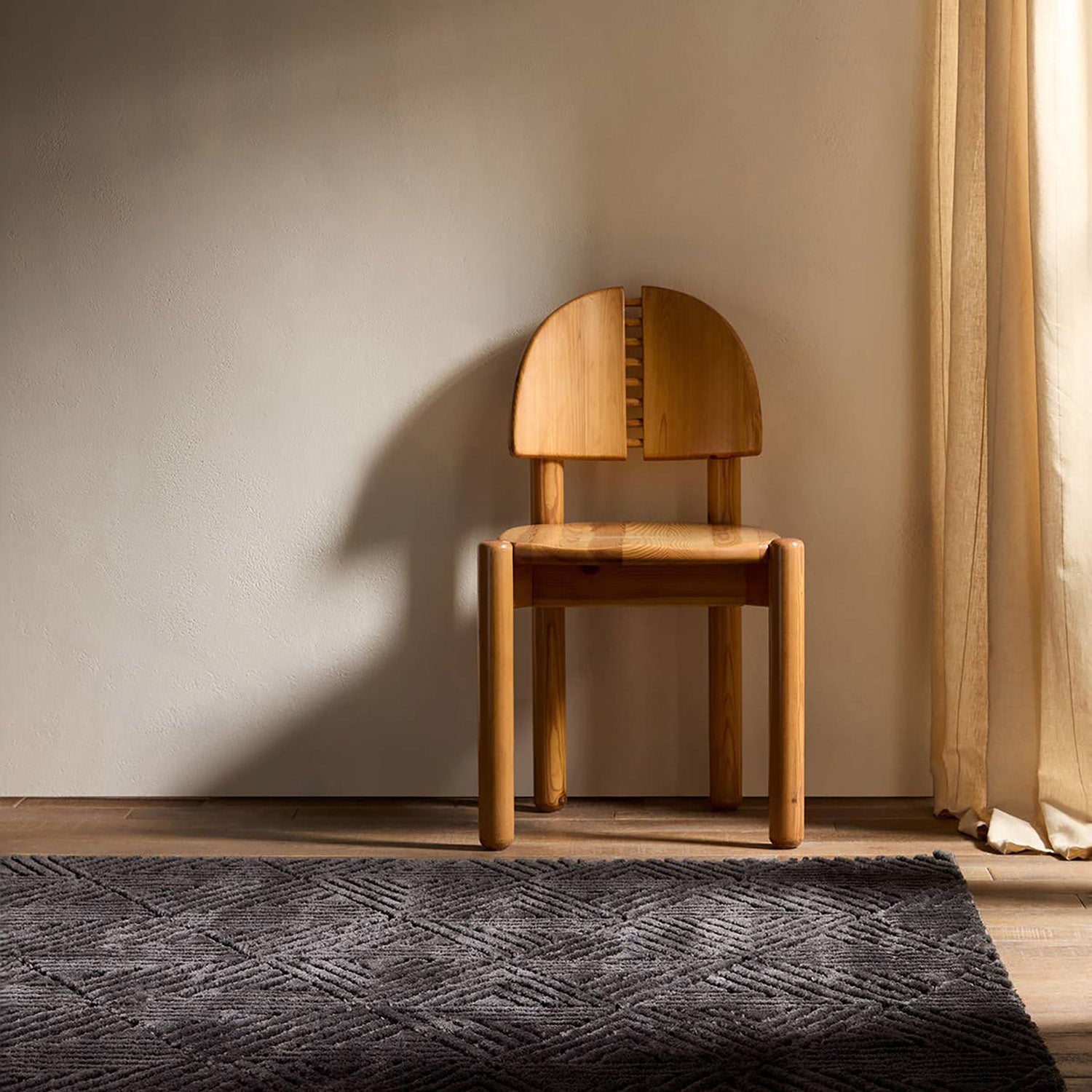 Nikki Chu x Jaipur Living Calix Ziazan Power Loomed Rug