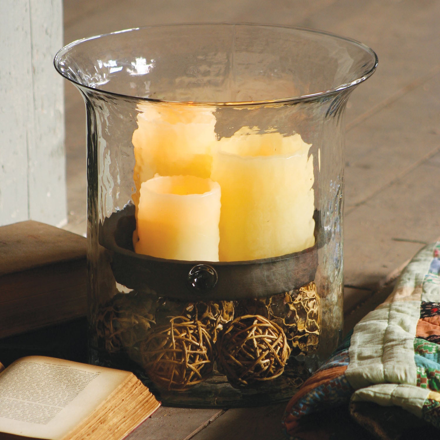 Giant Rustic Hurricane