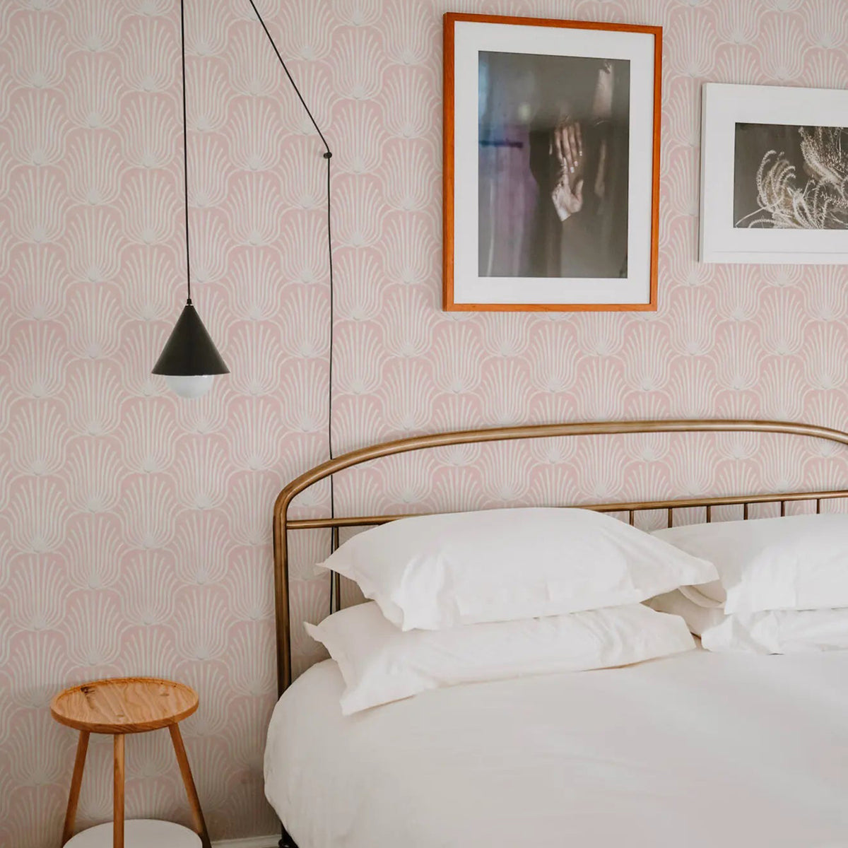 Mitchell Black Carlyle Feather Wallpaper