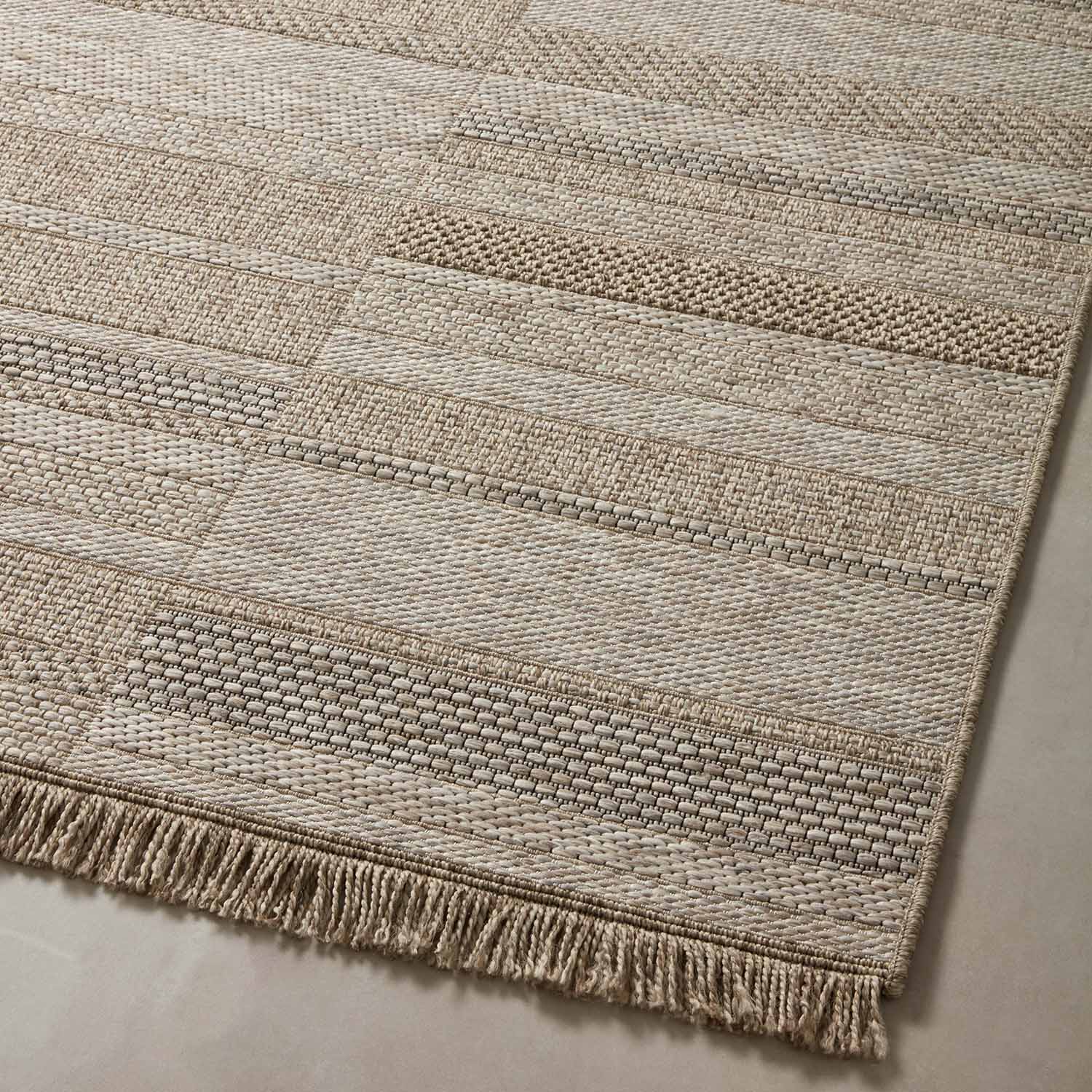 Loloi Dawn Natural Carl Indoor/Outdoor Rug