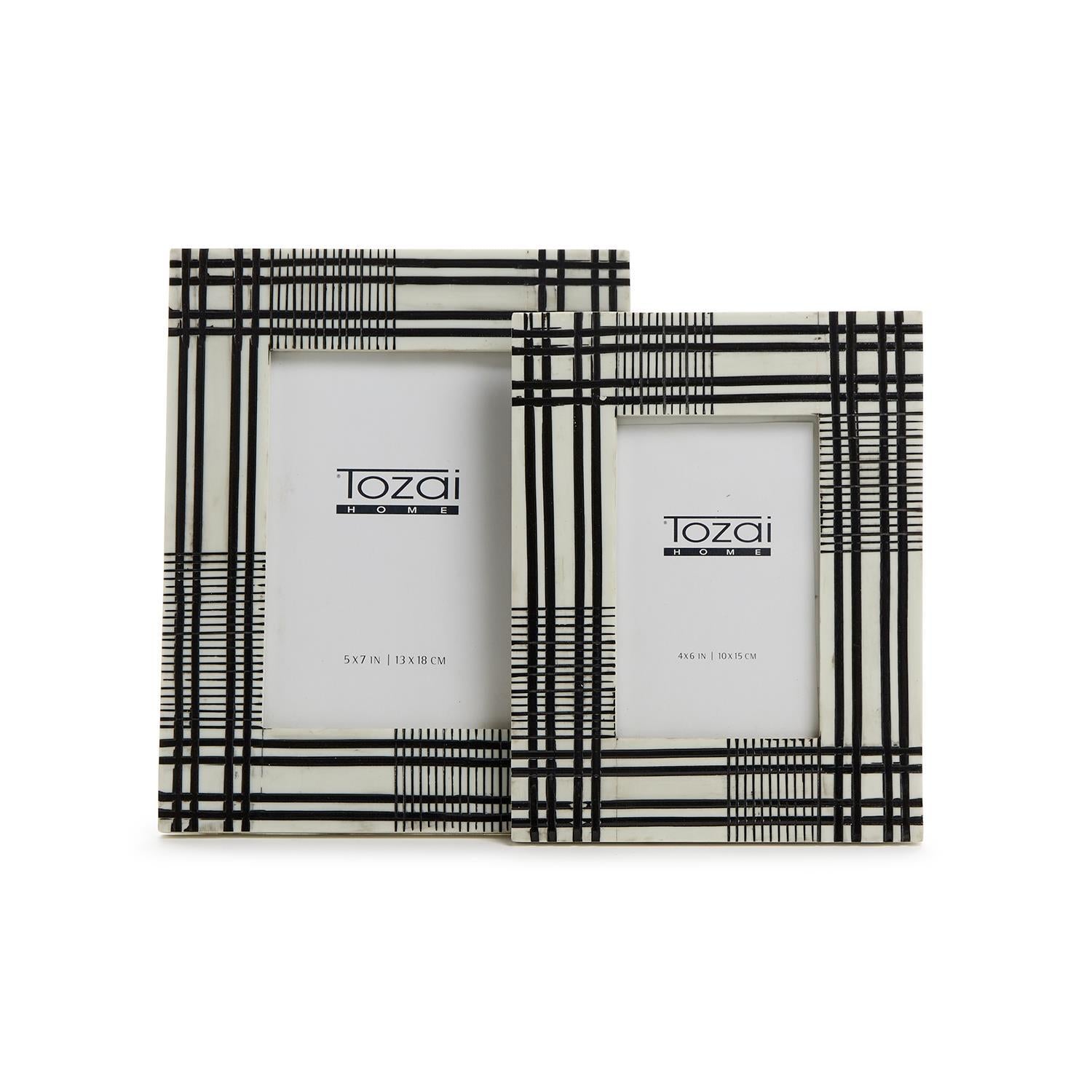 Black and White Photo Frame Set of 2
