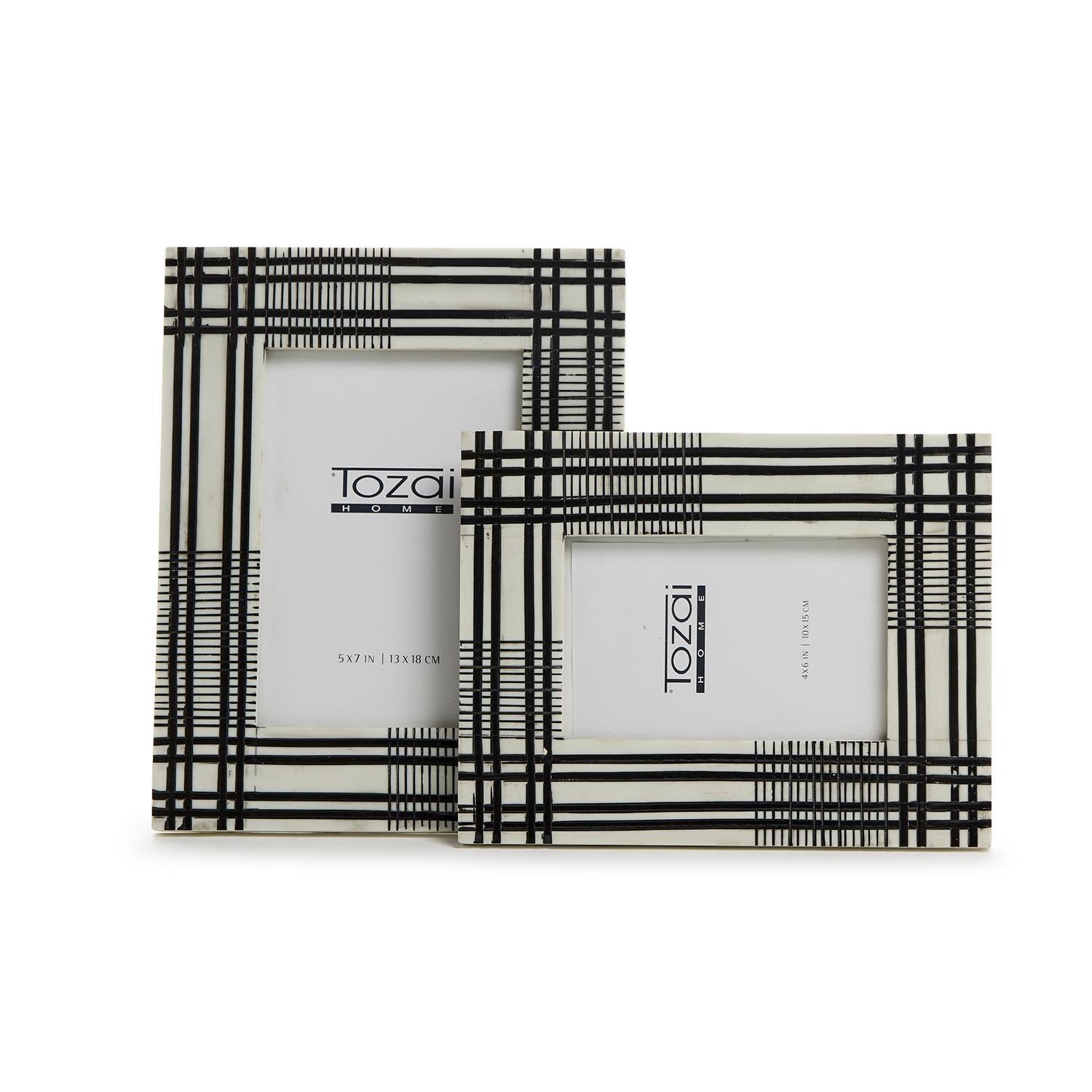 Black and White Photo Frame Set of 2