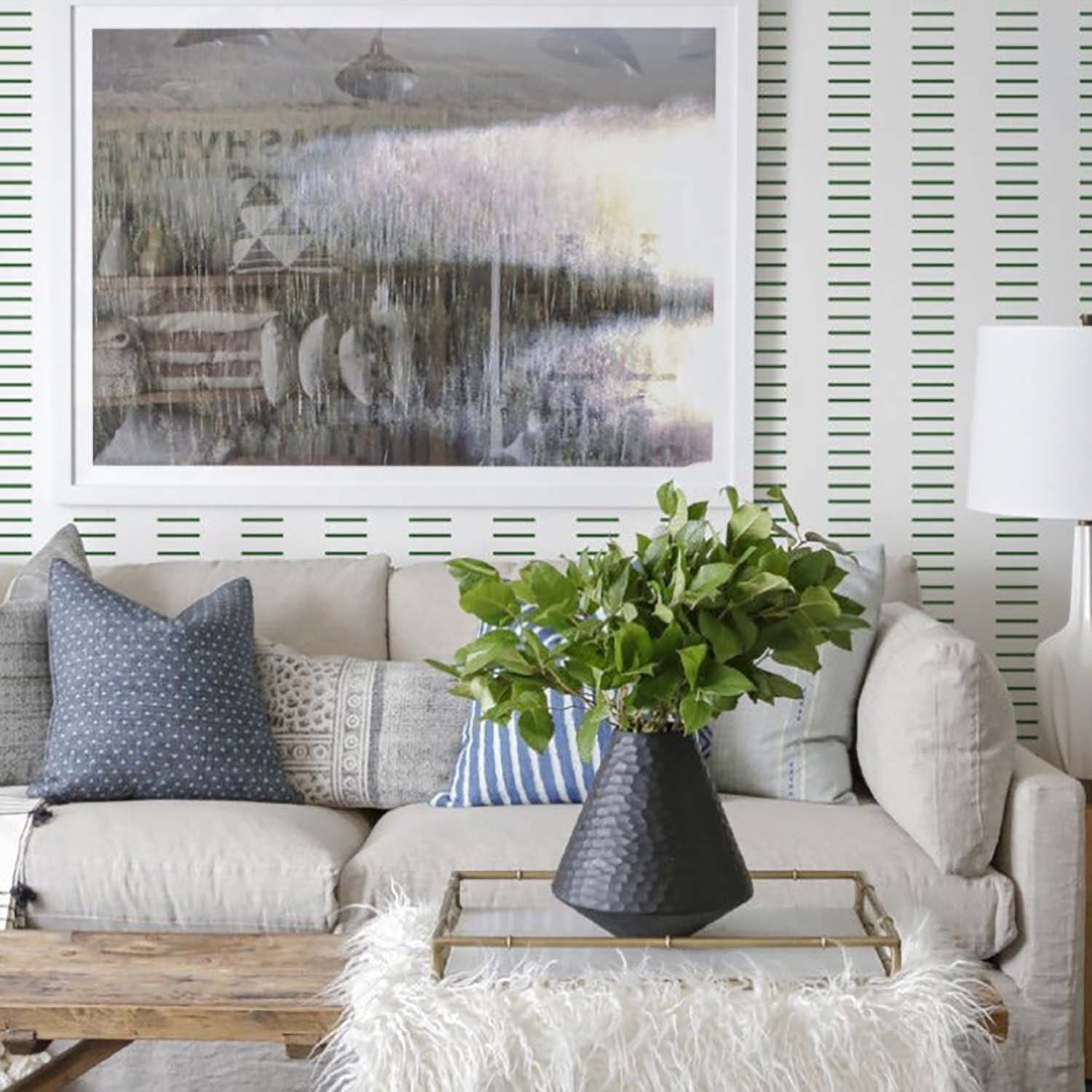 Mitchell Black Dashing Wallpaper