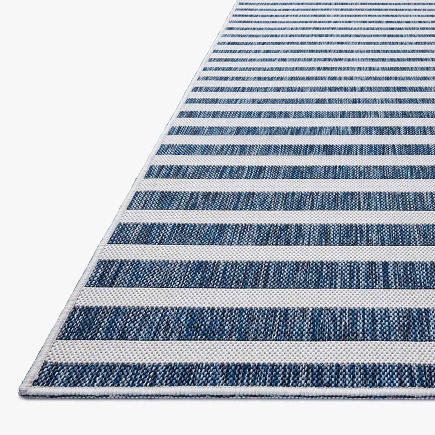 Loloi Easton Denim/Ivory Indoor/Outdoor Rug