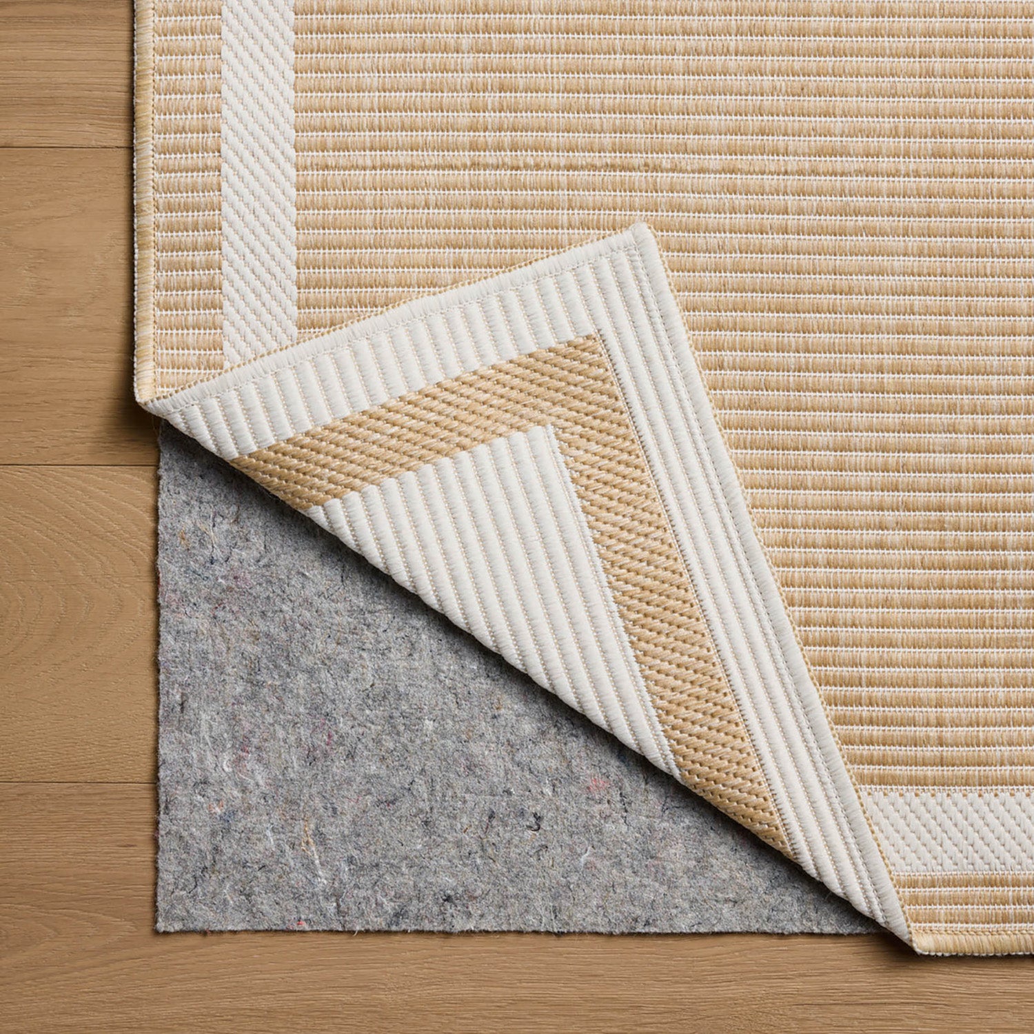 Loloi Easton Wheat/Ivory Indoor/Outdoor Rug