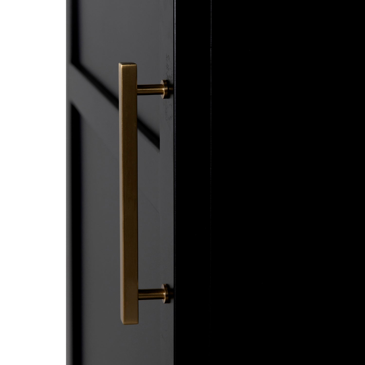 Noir New Tyrol Hutch