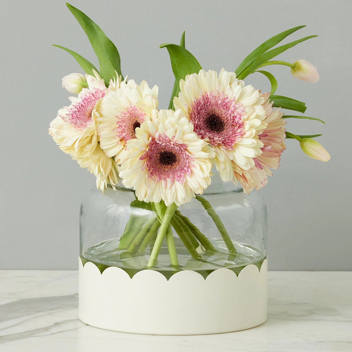 Etu Home Scalloped Bloom White Vase