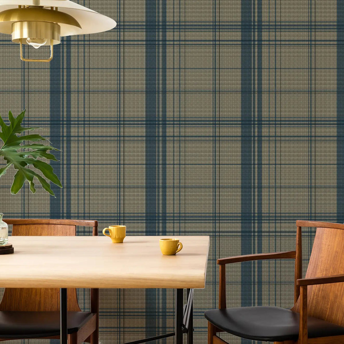 Mitchell Black Gentlemans Pin Large Wallpaper