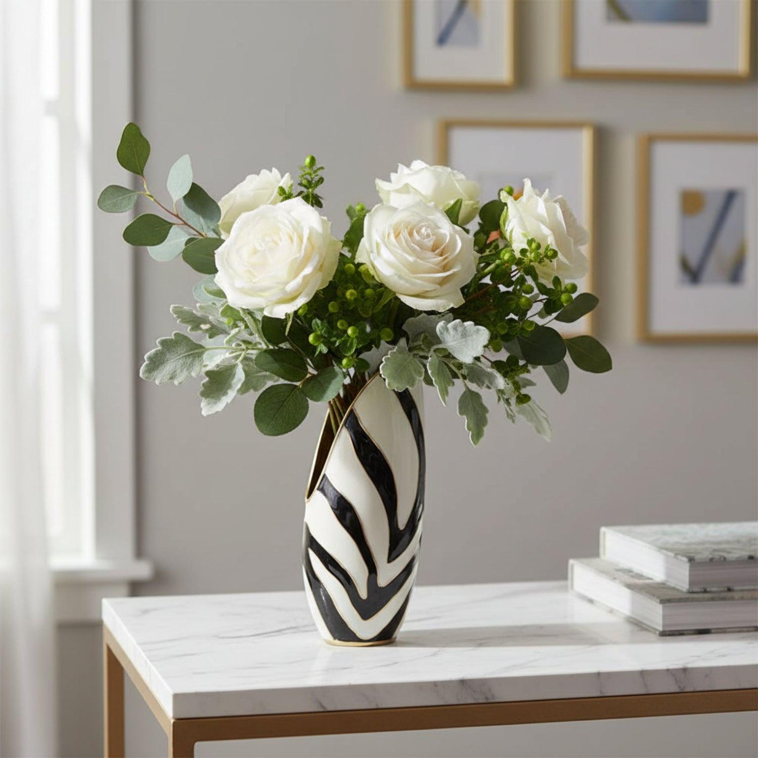 John Richard Origo Black and White Small Vase
