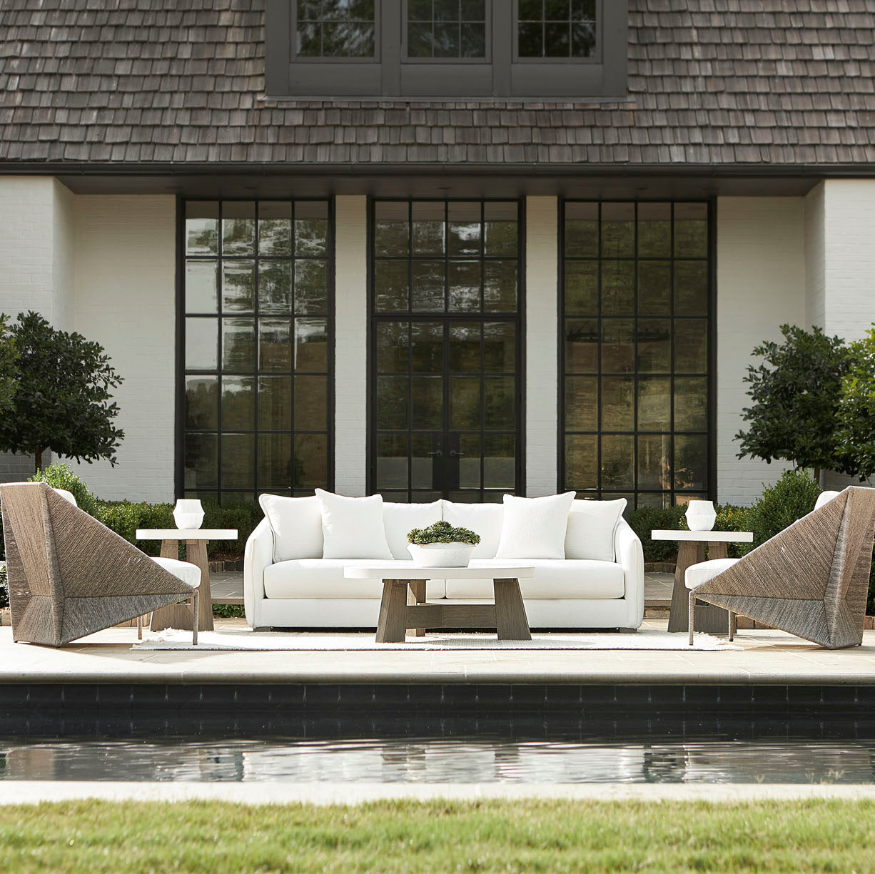 Bernhardt Exteriors Rochelle Outdoor Side Table