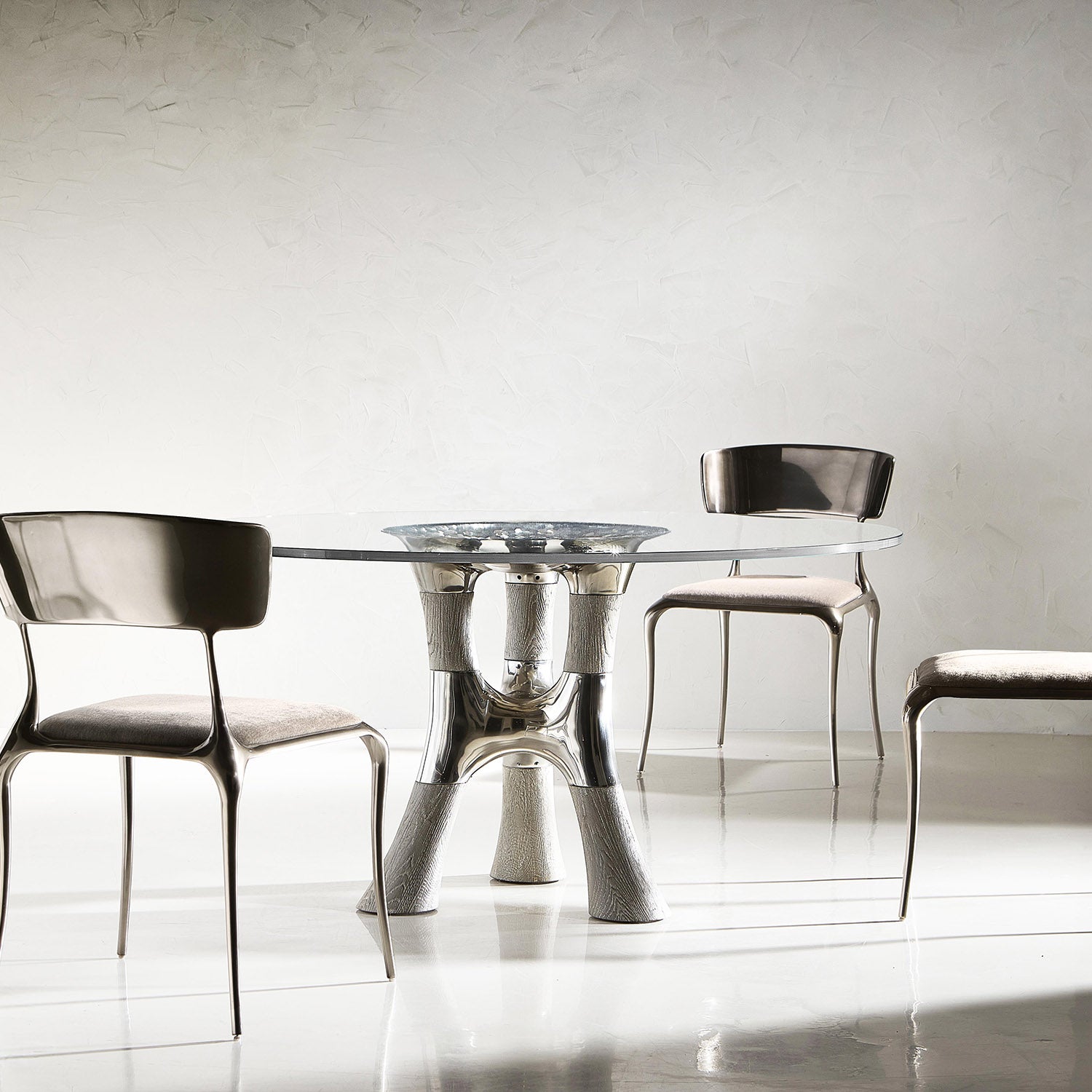 Bernhardt Interiors Dalton Dining Table